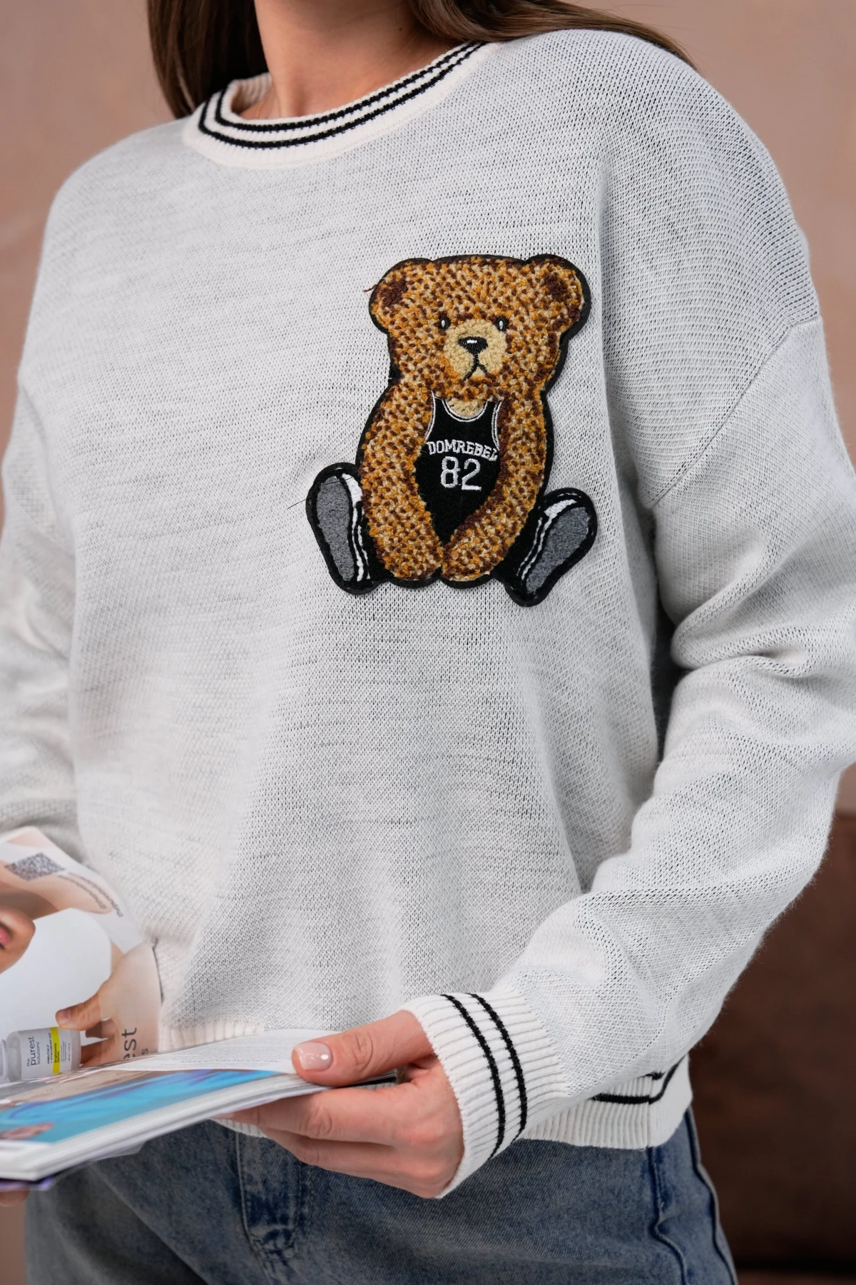 Kadın Bisiklet Yaka Çizgi Detay Nakışlı Triko Kazak 10519