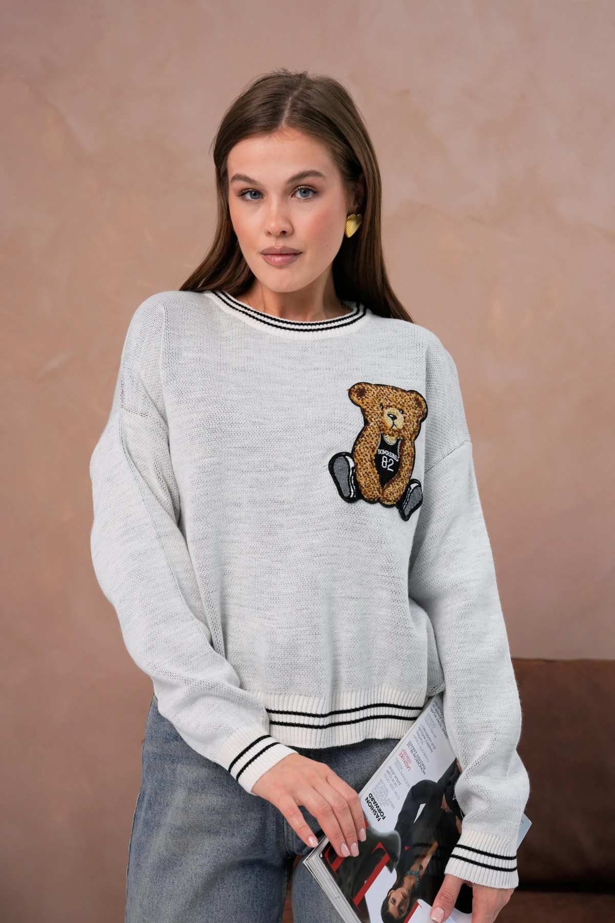 Kadın Bisiklet Yaka Çizgi Detay Nakışlı Triko Kazak 10519