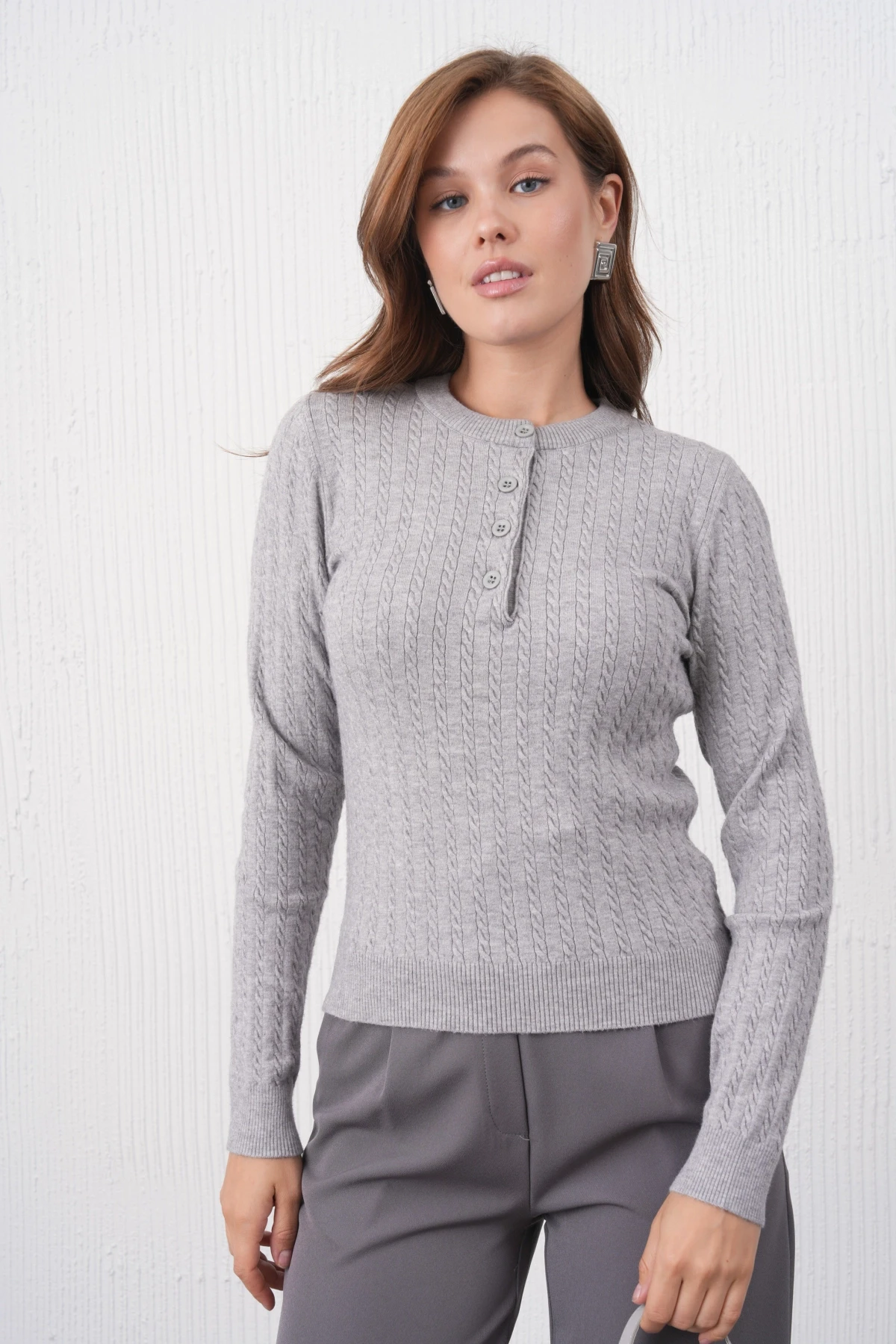 Kadın Bisiklet Yaka Düğme Detay Saç Örgü Premium İplik Triko Kazak 12318