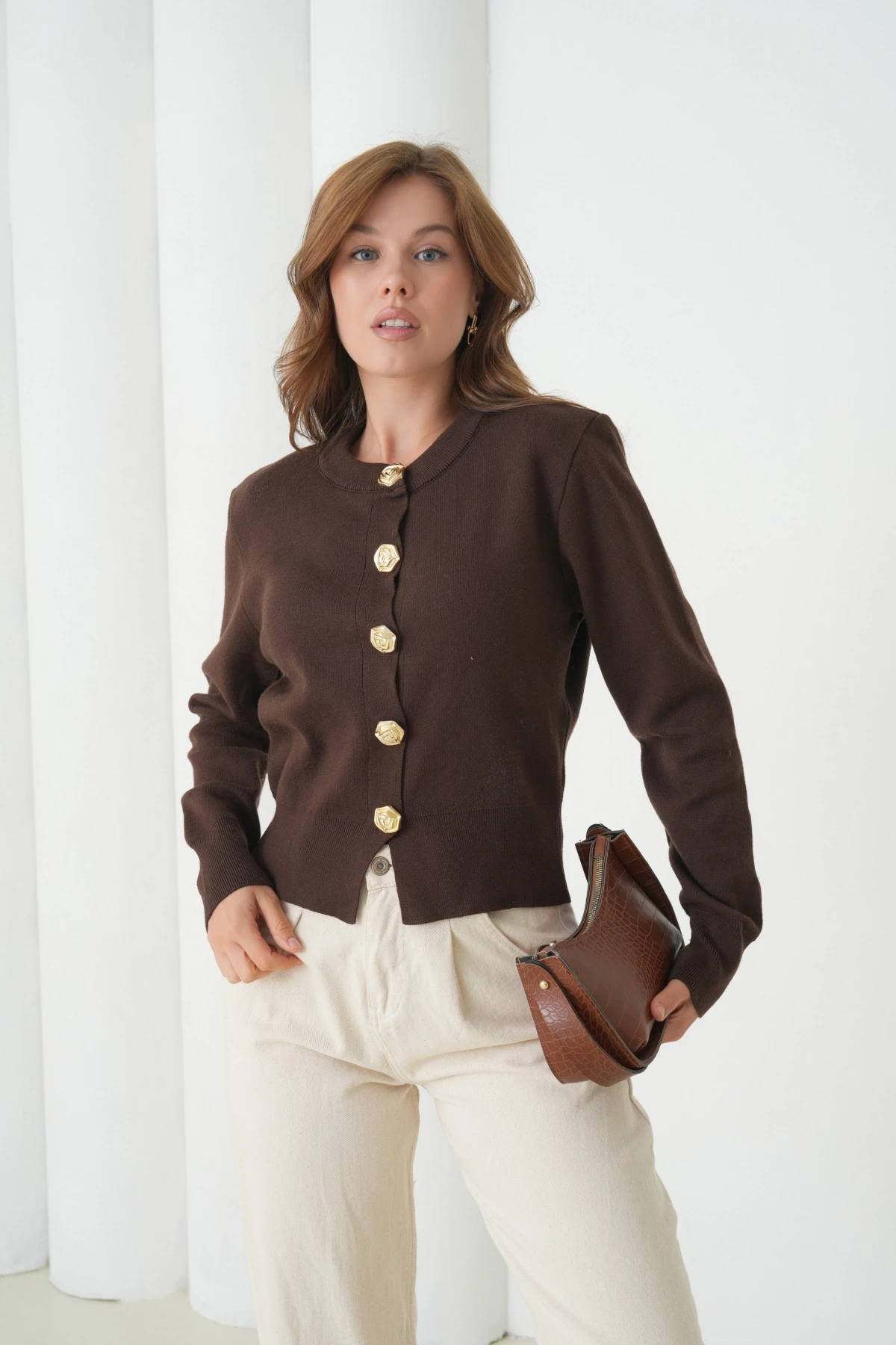 Kadın Bisiklet Yaka Düğme Detylı  Premium İplik Triko Ceket 12319.Crs