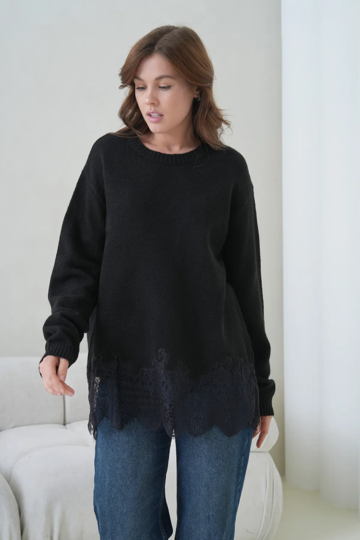 Kadın Bisiklet Yaka Düşük Kol Etek Ucu Dantelli Triko Kazak 8706