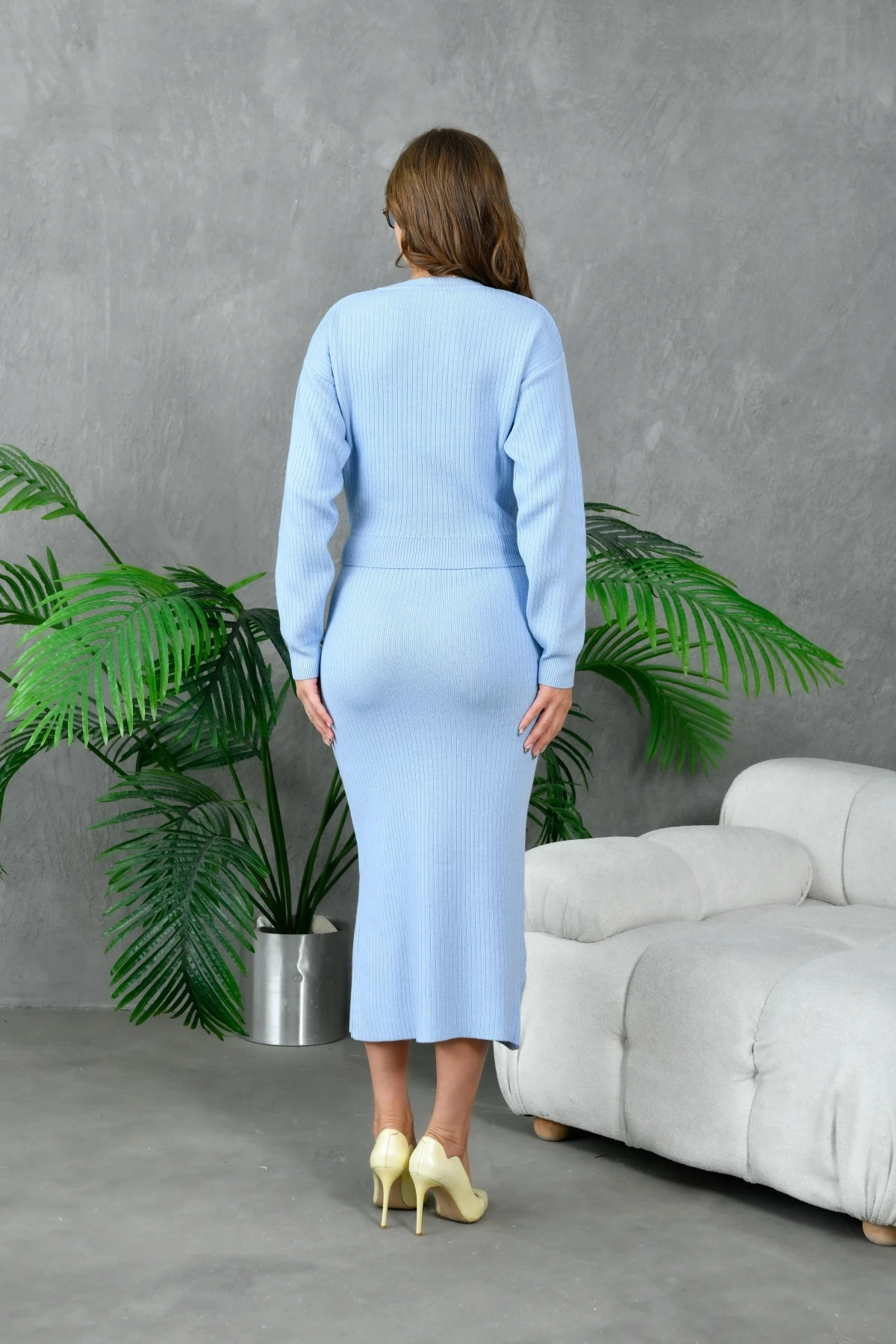 Kadın Bisiklet Yaka Ribanalı Desen Uzun Yırtmaç Detay Premium İplik Etekli Triko Takım 224396Crs