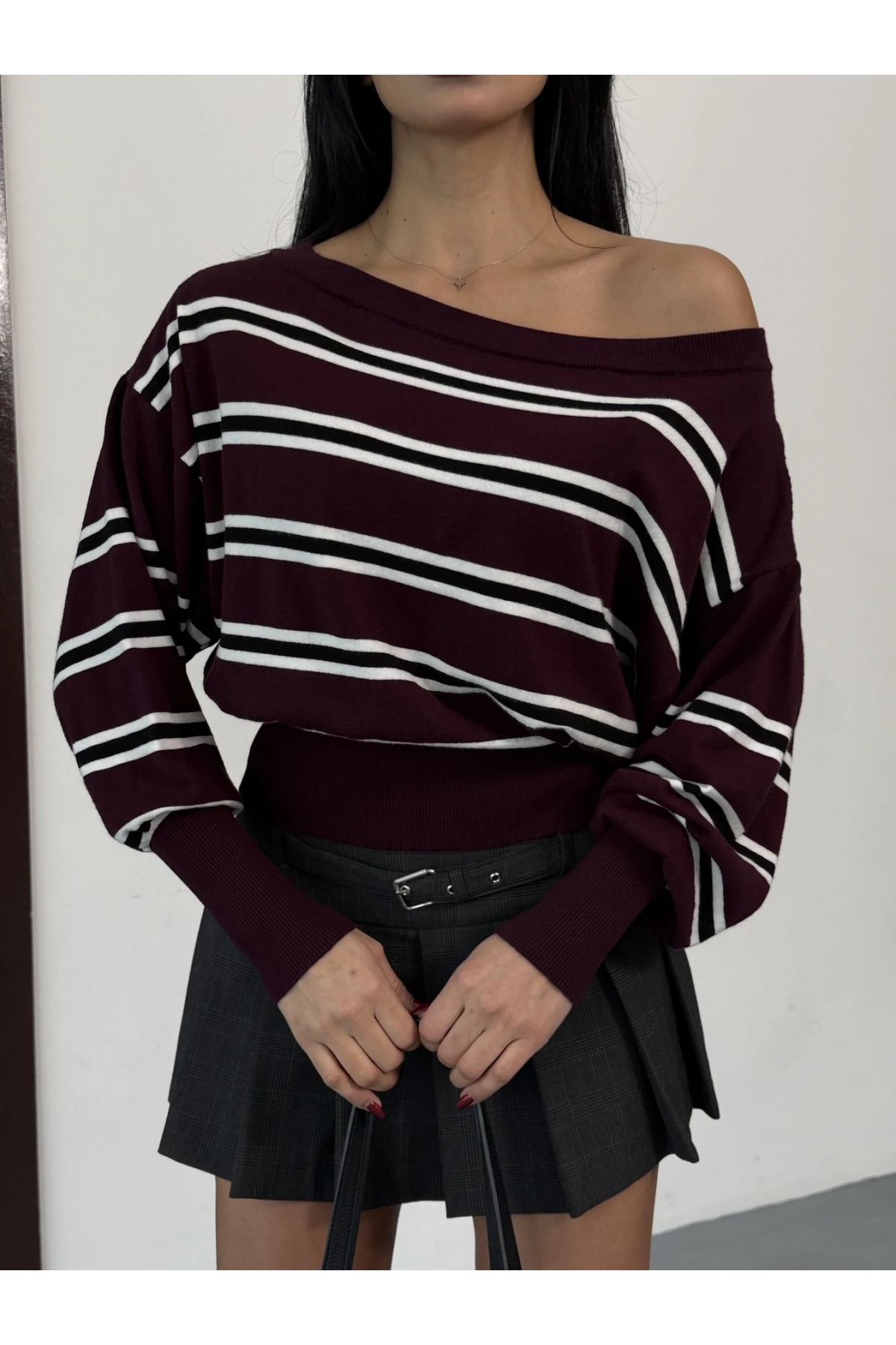 Kadın Geniş Yaka Çizgili Premium İplik Triko Kazak