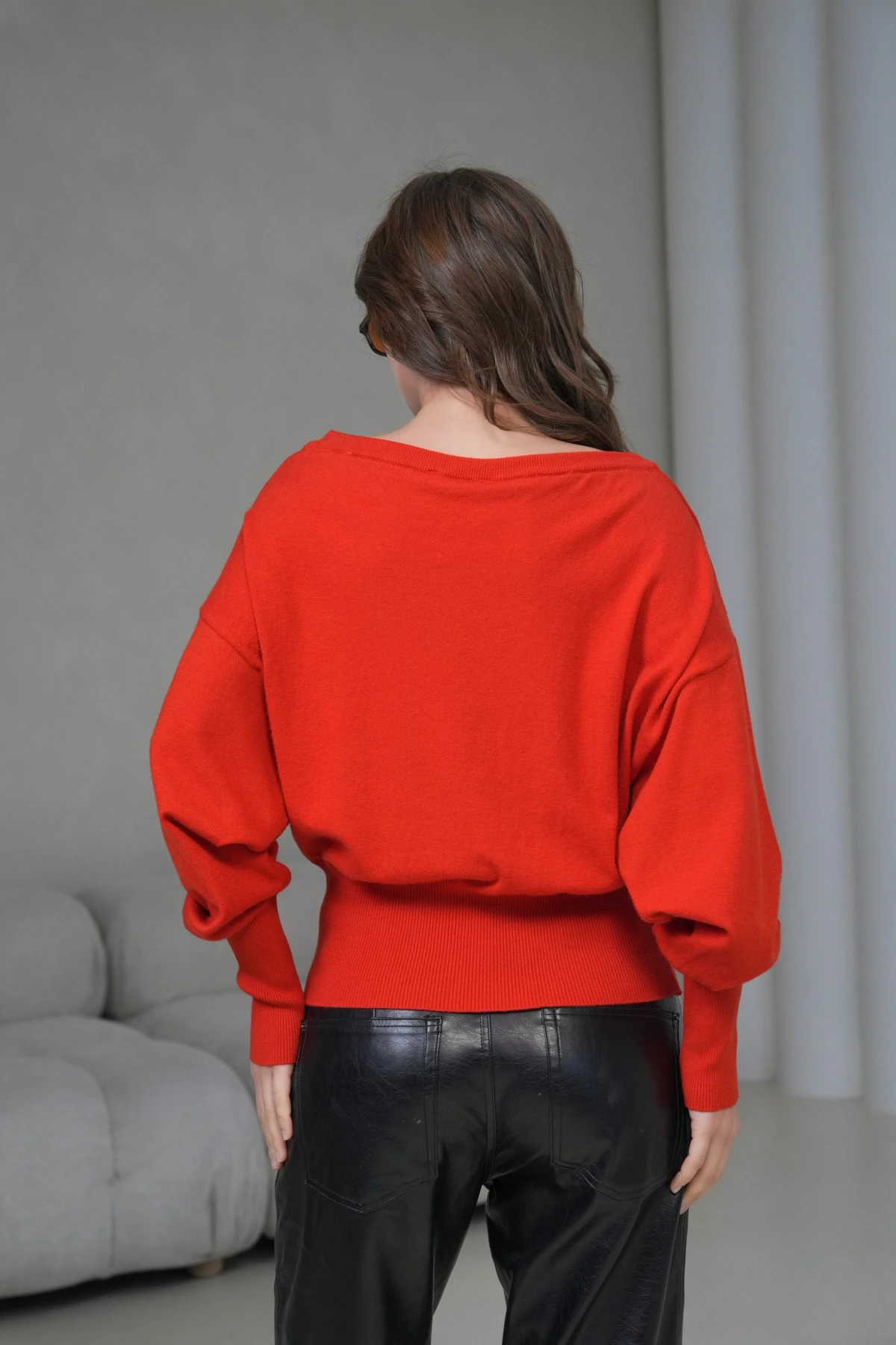 Kadın Geniş Yaka Kol Detay Premium İplik Yumuşak Dokulu triko kazak 12384.Crs