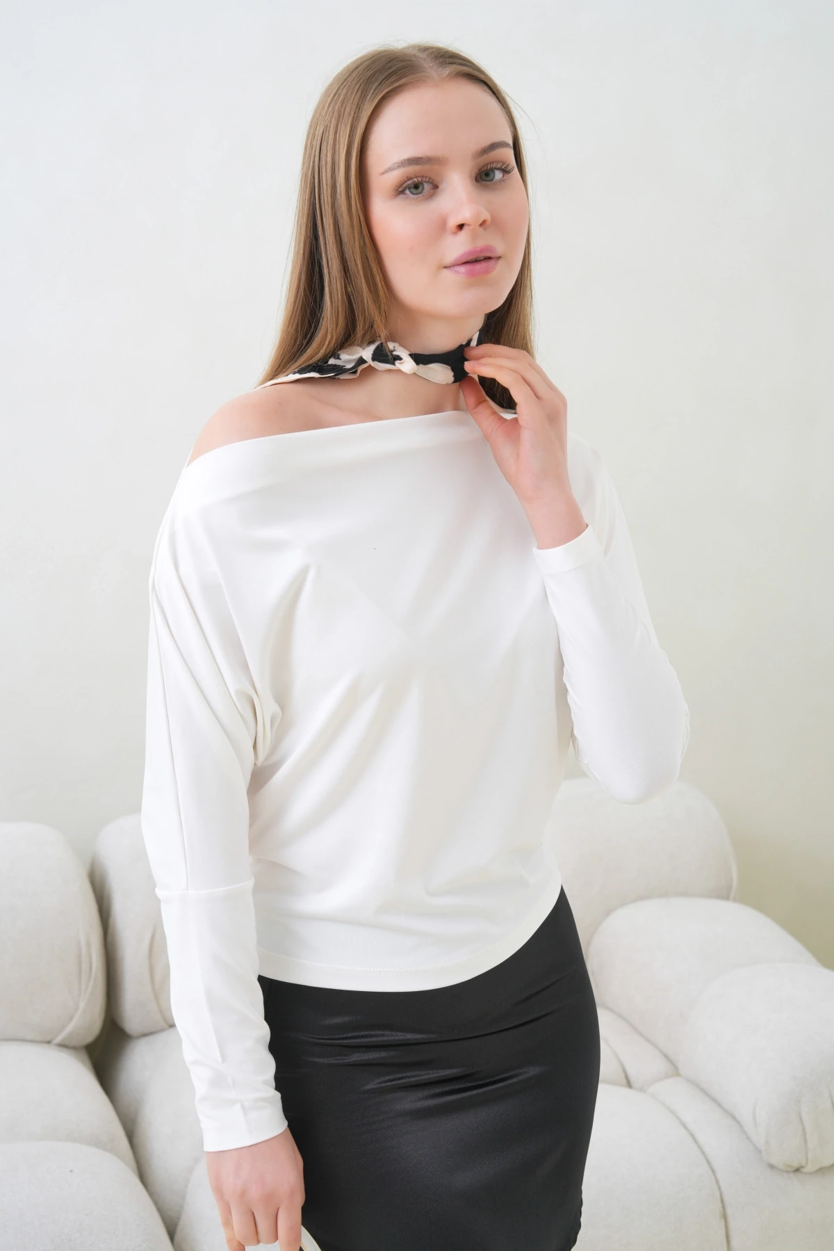 Kadın Kayık Yaka Yarasa Kol Lycralı Penye Bluz 13002