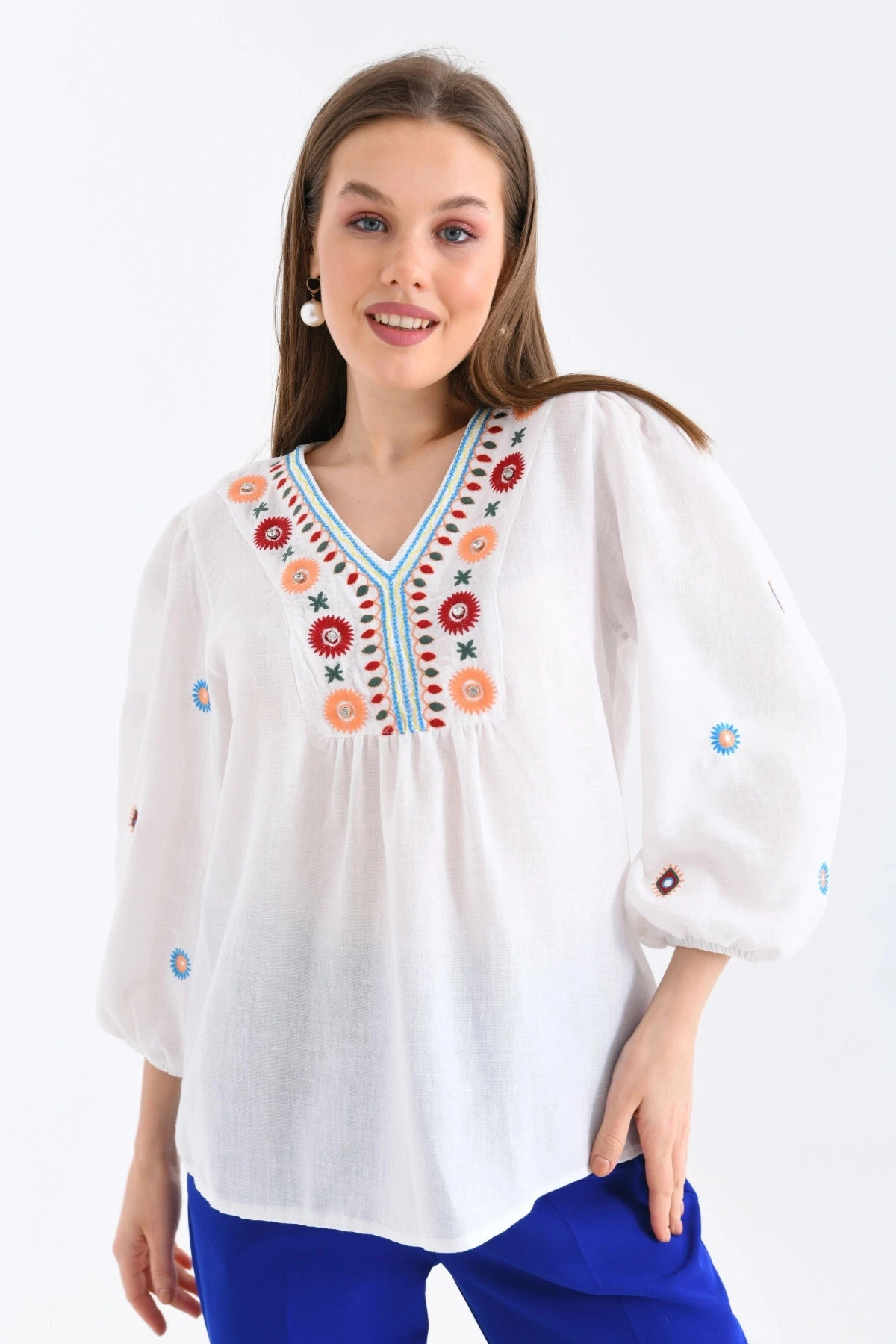 Kadın Kemik Otantik Nakış Detaylı Aerobin Dokuma Bluz