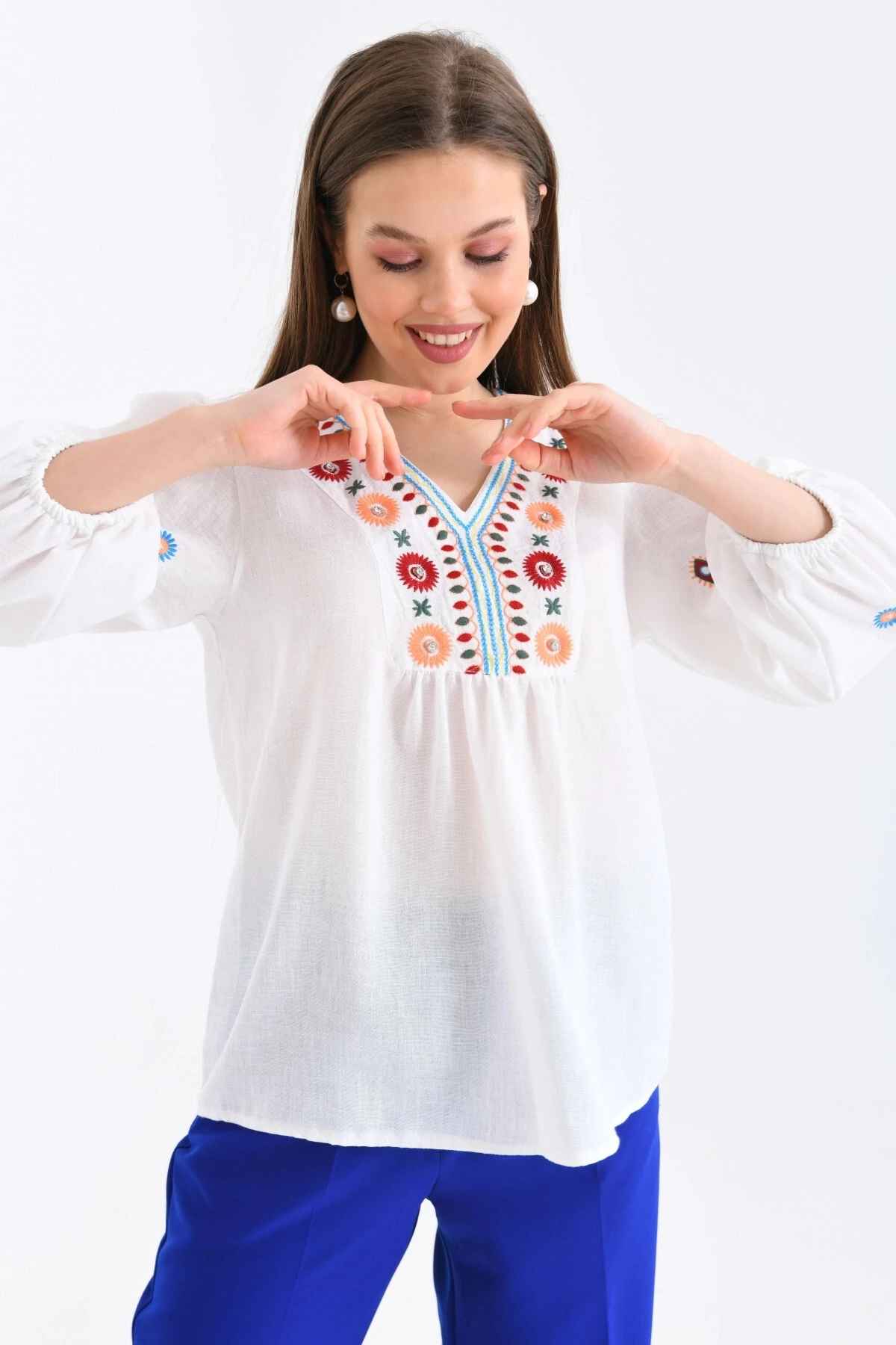 Kadın Kemik Otantik Nakış Detaylı Aerobin Dokuma Bluz