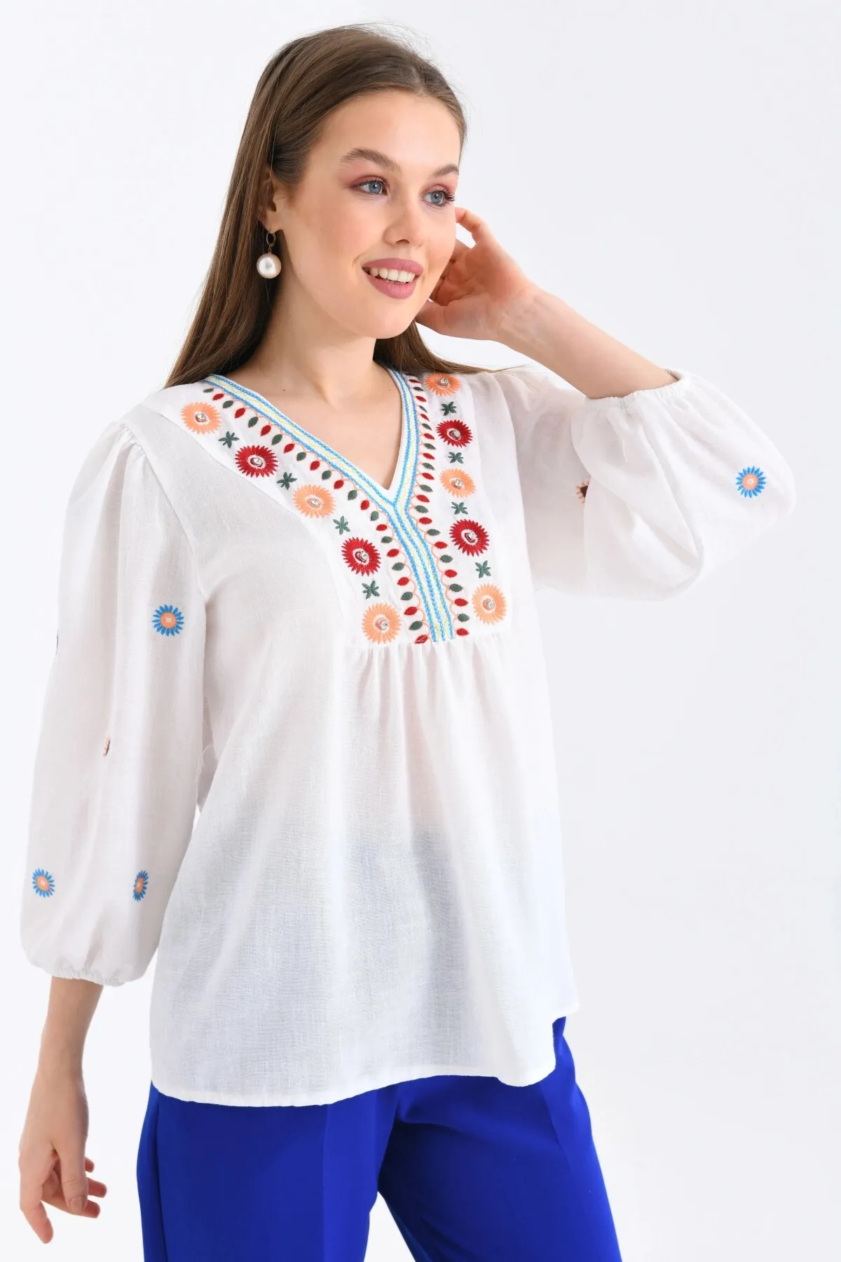 Kadın Kemik Otantik Nakış Detaylı Aerobin Dokuma Bluz