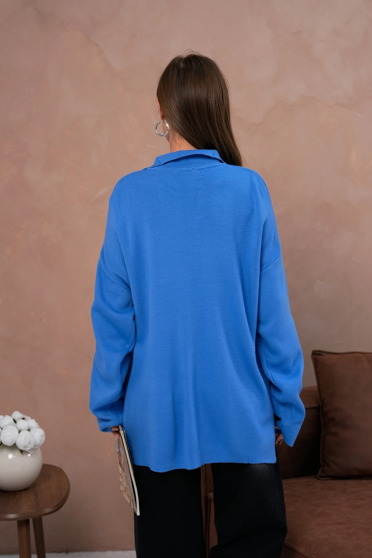 Kadın Polo Yaka Nakış Detay Yanları Yırtmaçlı Salaş Triko Kazak 224292