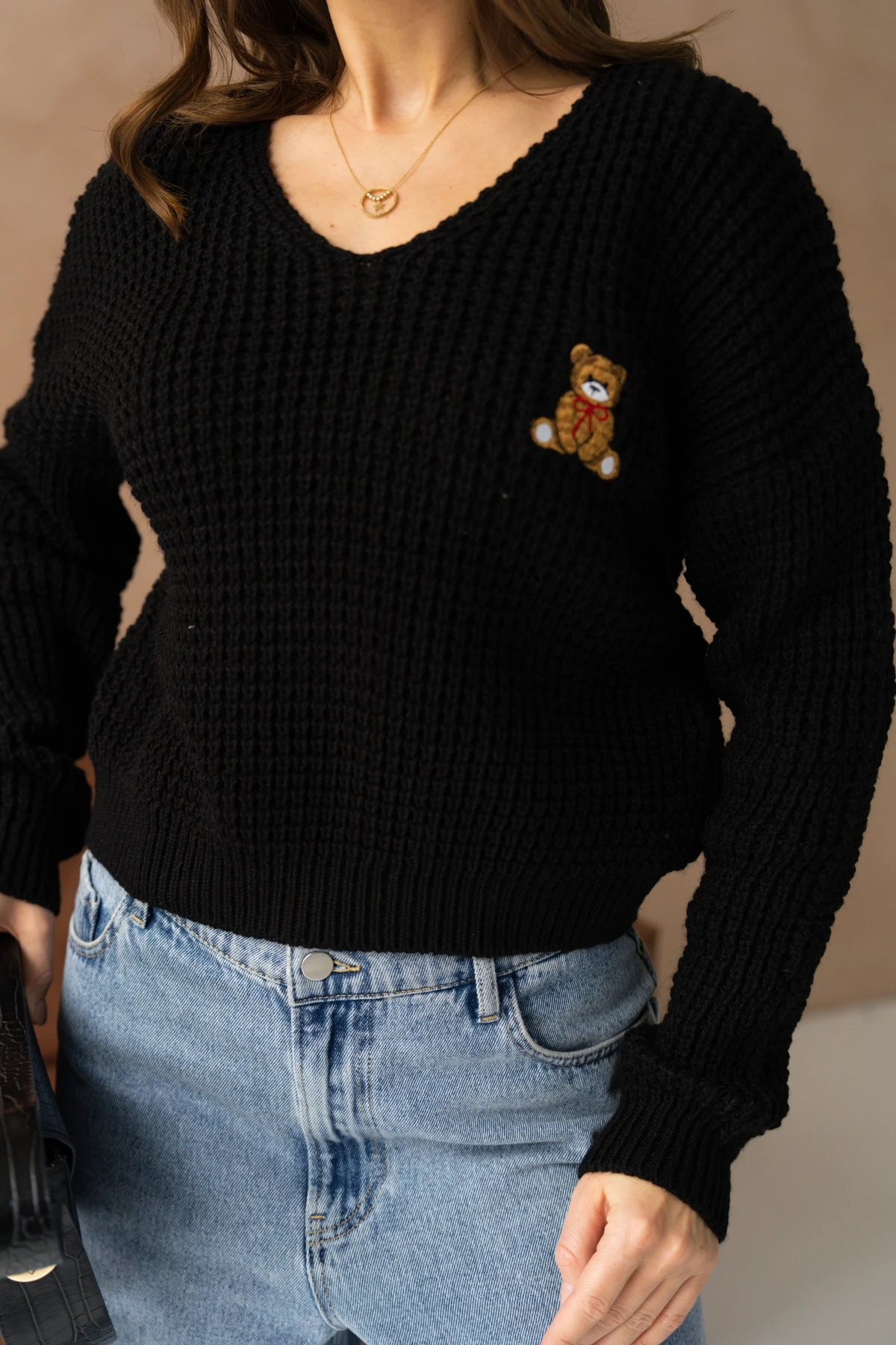 Kadın V Yaka Nakış Detay Ajurlu Triko Kazak 225008