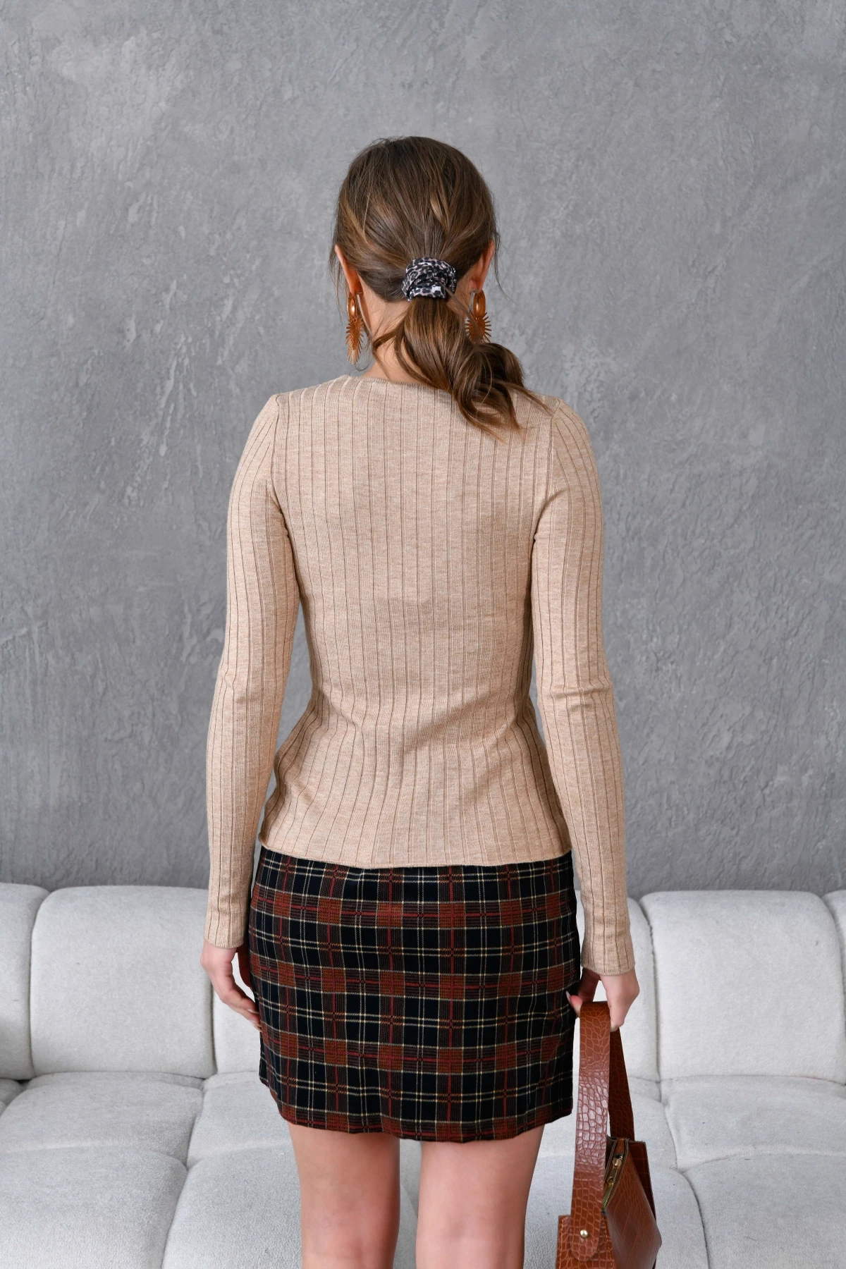 Kadın V Yaka Örgü Detay Premium İplik Triko Kazak 224325