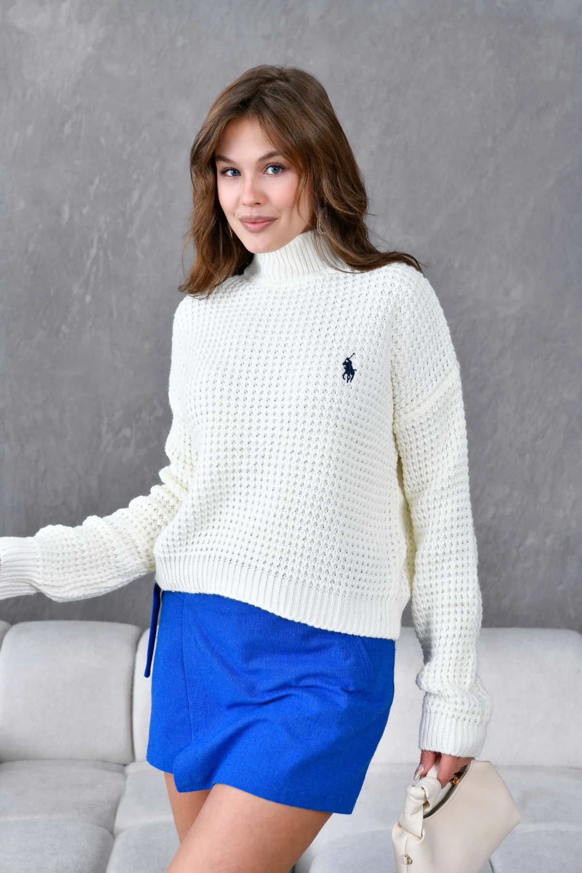 Kadın Yarım Balıkçı  Yaka Prinç Örgü Detay Dokulu Triko Kazak 225006