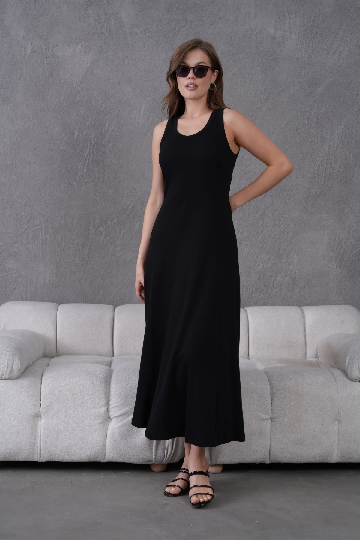 Kolsuz Yazlık Örme Elbise