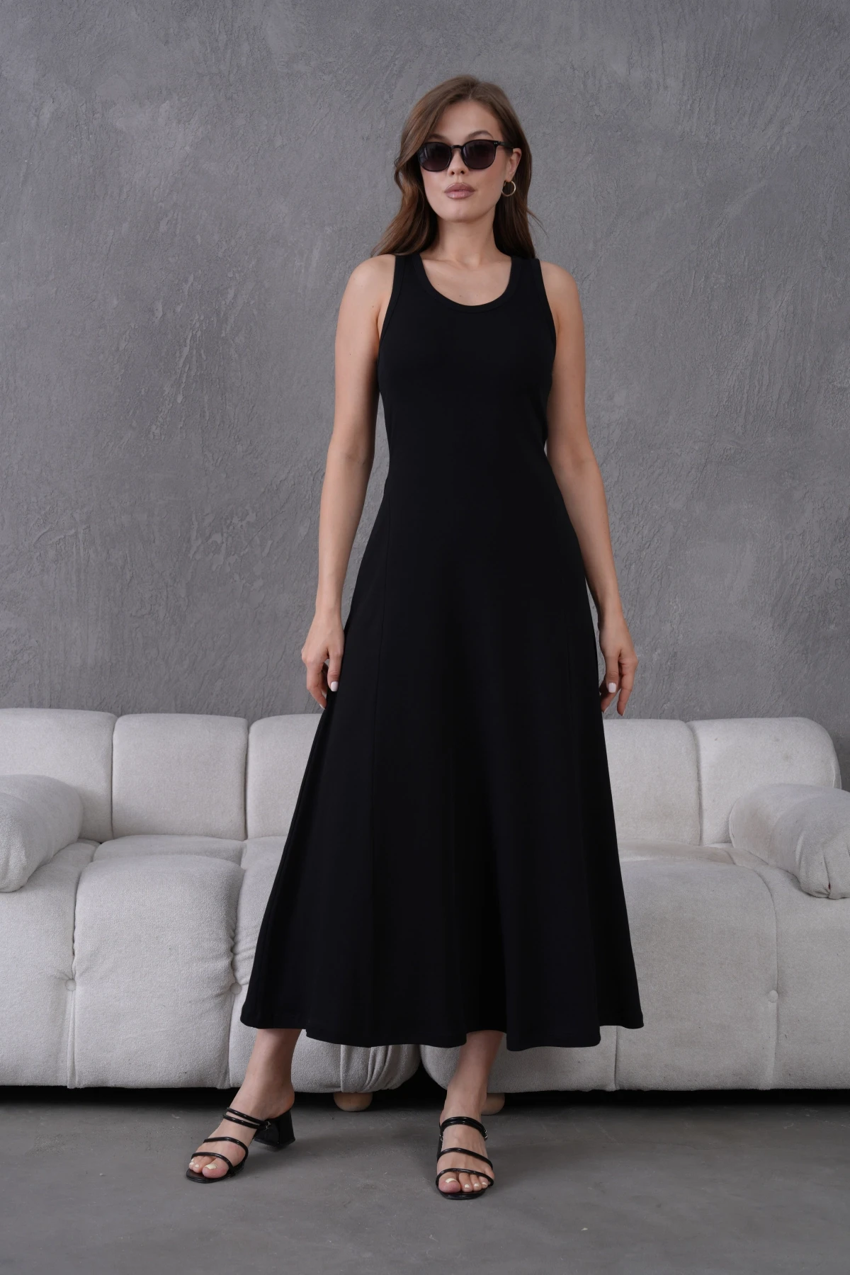 Kolsuz Yazlık Örme Elbise