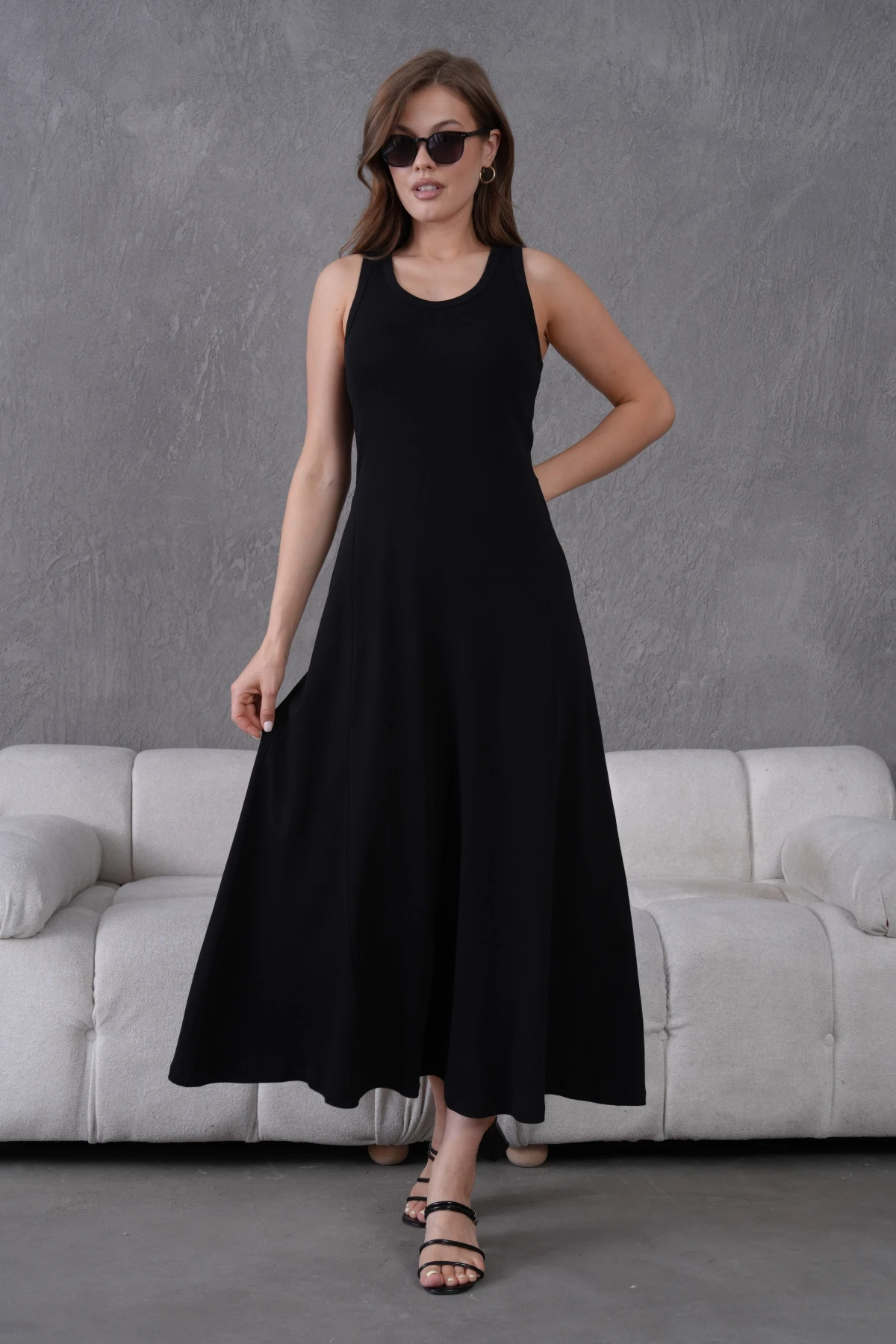 Kolsuz Yazlık Örme Elbise