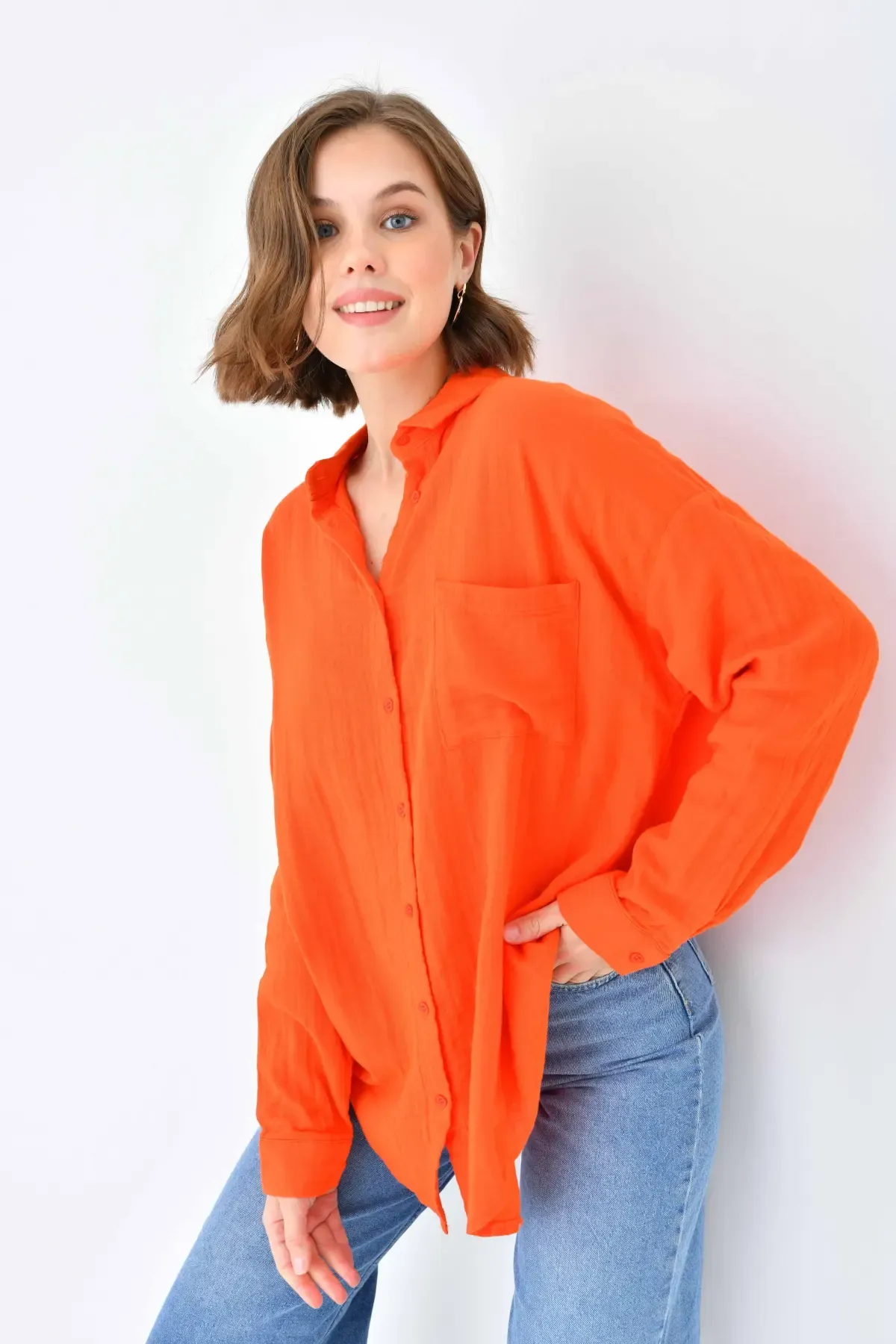 Kadın %100 Pamuk Cep Detaylı Oversize Dokuma Gömlek 23010