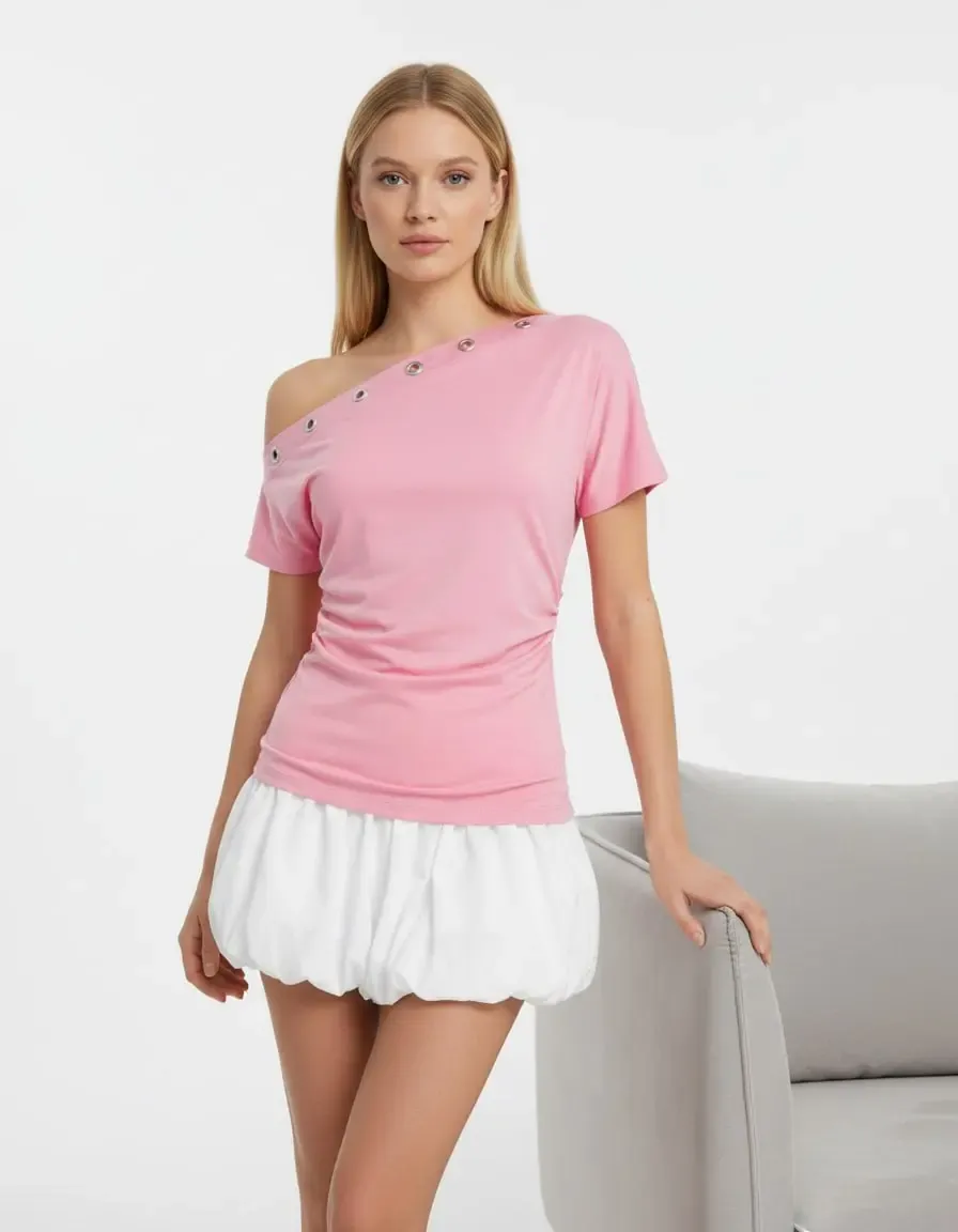 Kadın Asimetrik Yaka Yanları Büzgülü Aksesuar Detay Modal Touch Bluz 26000