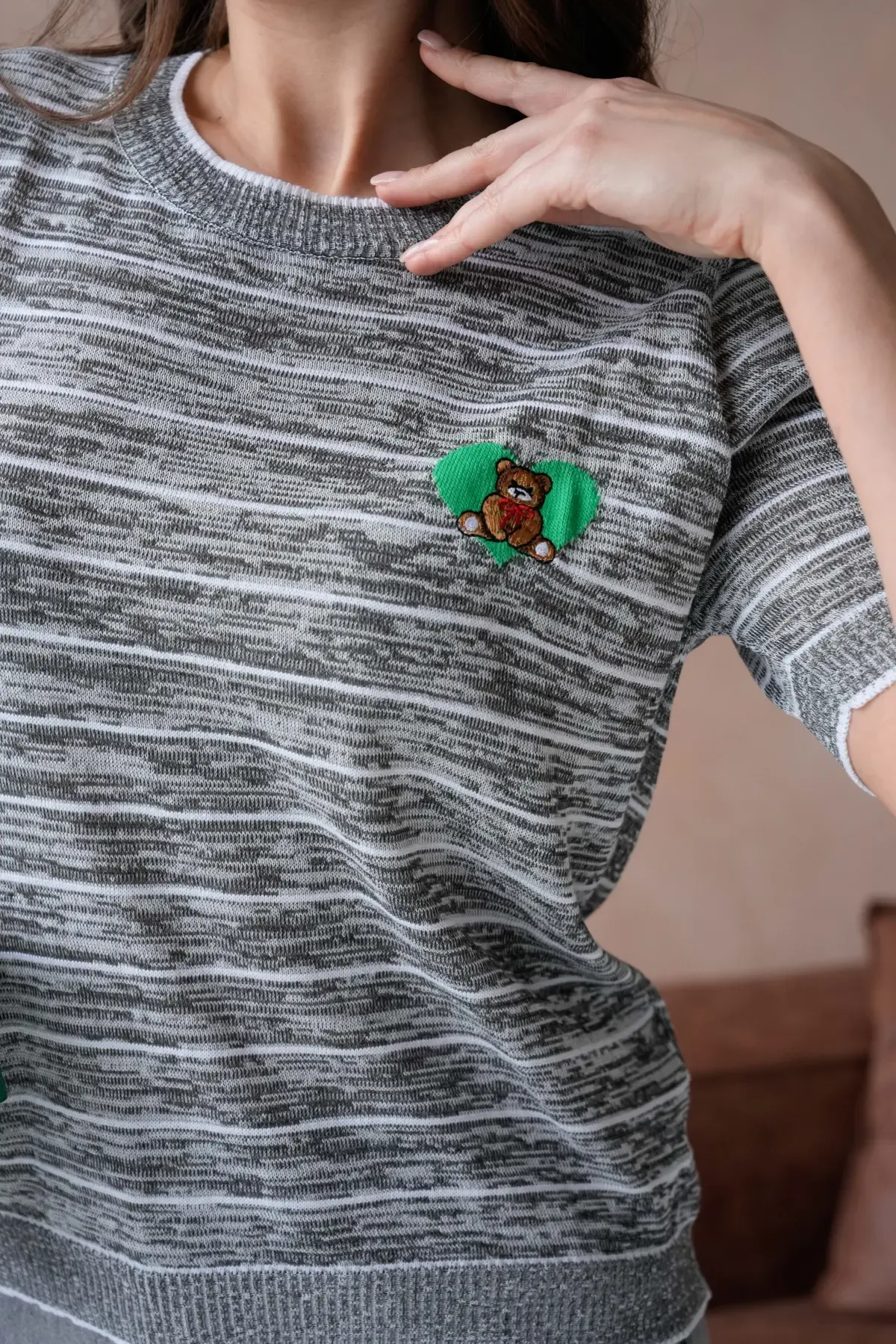 Kadın Bisiklet Yaka Çizgili Melanj Nakışlı Triko Kazak 10227Ctn