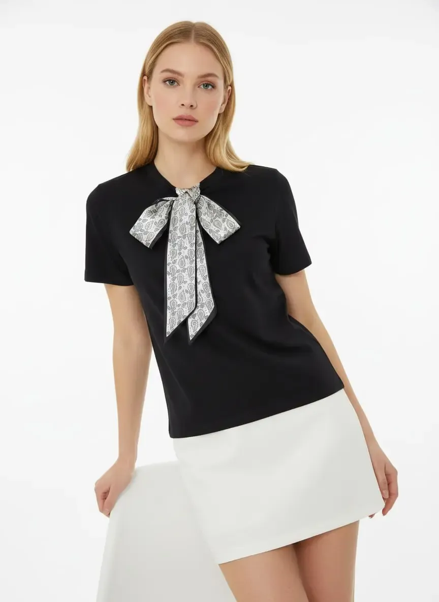 26017 %100 Pamuk Kadın Bisiklet Yaka Fular Detay Penye Bluz