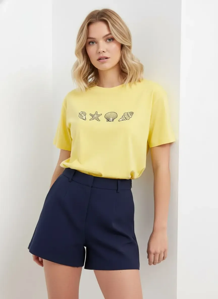 26027 %100 Pamuk Bisiklet Yaka Nakışlı İnci İşlemeli Penye Bluz