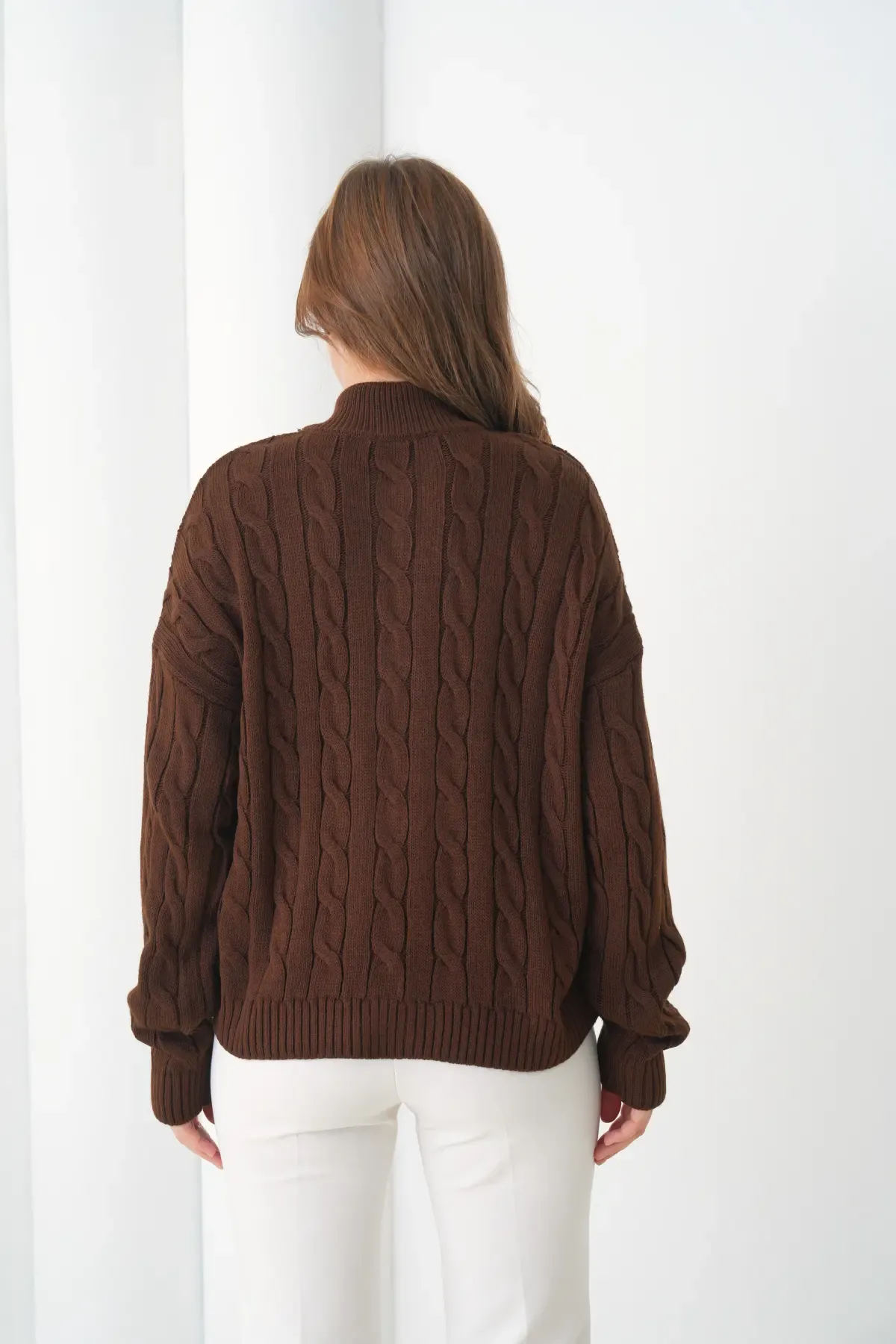 Kadın Dik Yaka Saç Örgü Fermuar Kapama  Triko Ceket 8687