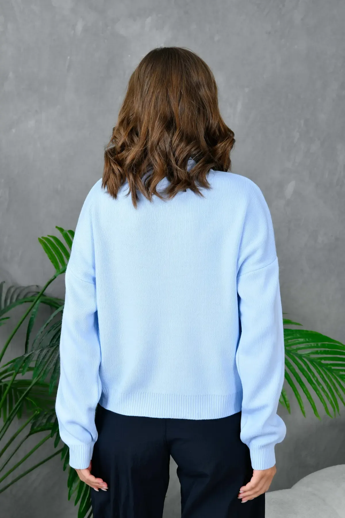 Kadın Dik Yaka Yarım Pat Fermuar Yumuşak Dokulu Triko Kazak 10536