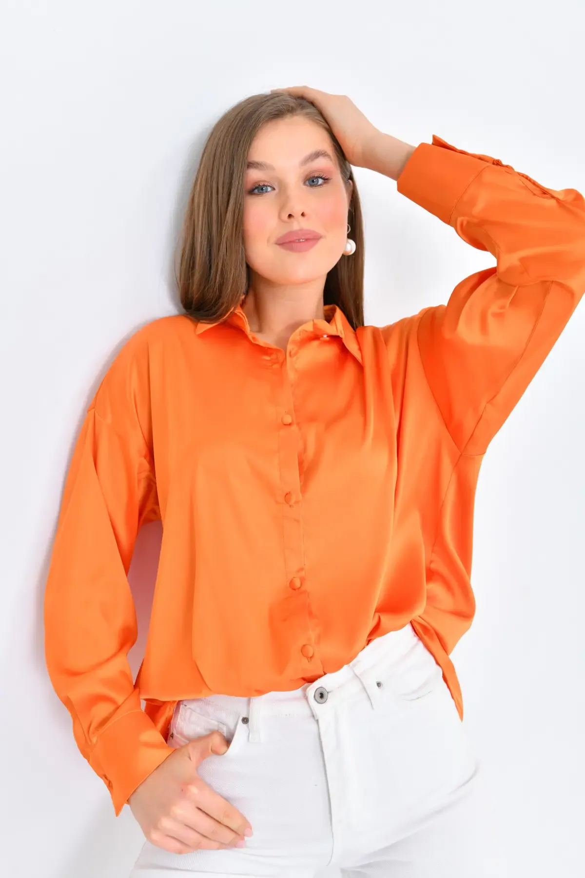 Kadın Hafif Dökümlü Saten Yüzeylioversize Basic Gömlek 21337