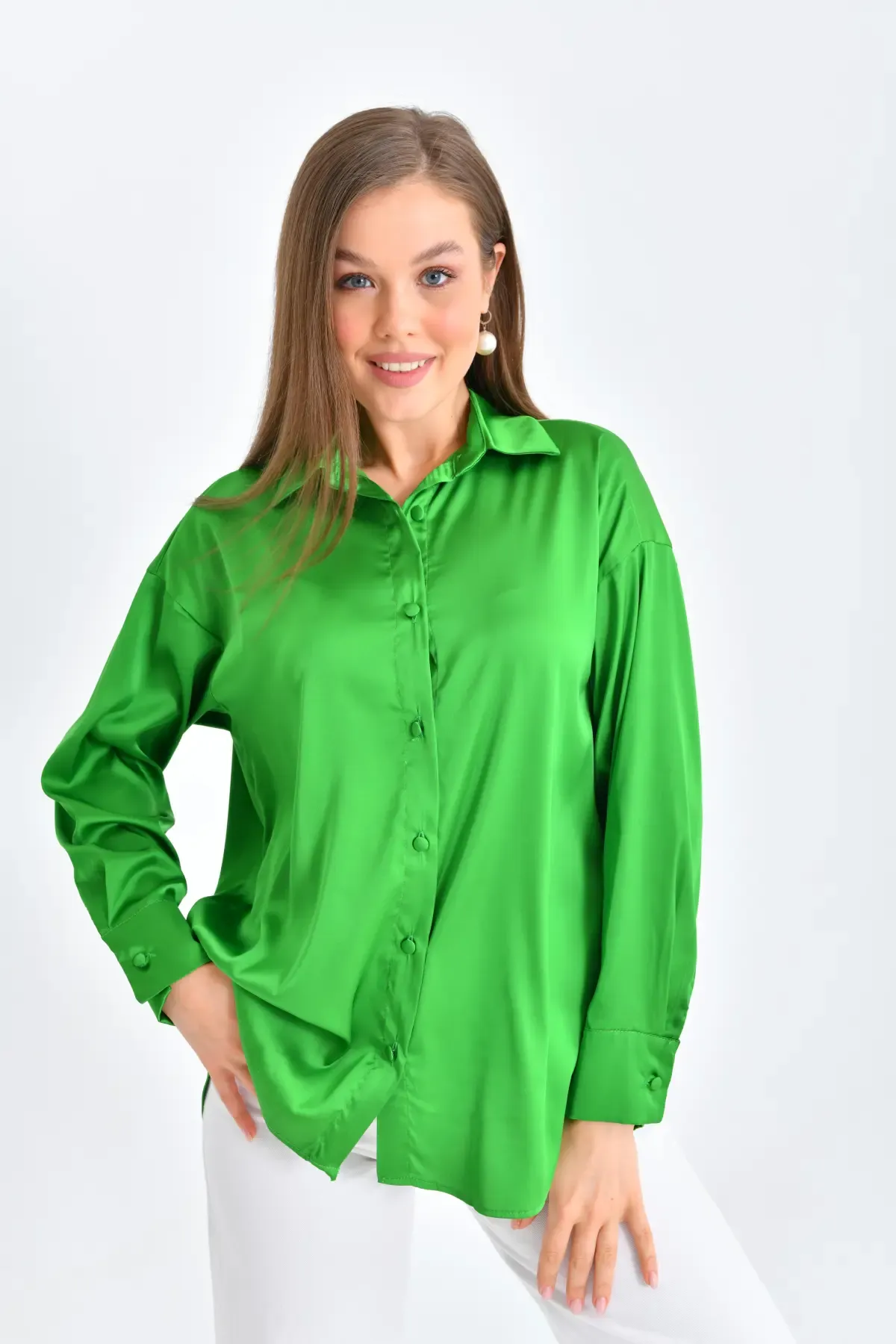 Kadın Hafif Dökümlü Saten Yüzeylioversize Basic Gömlek 21337
