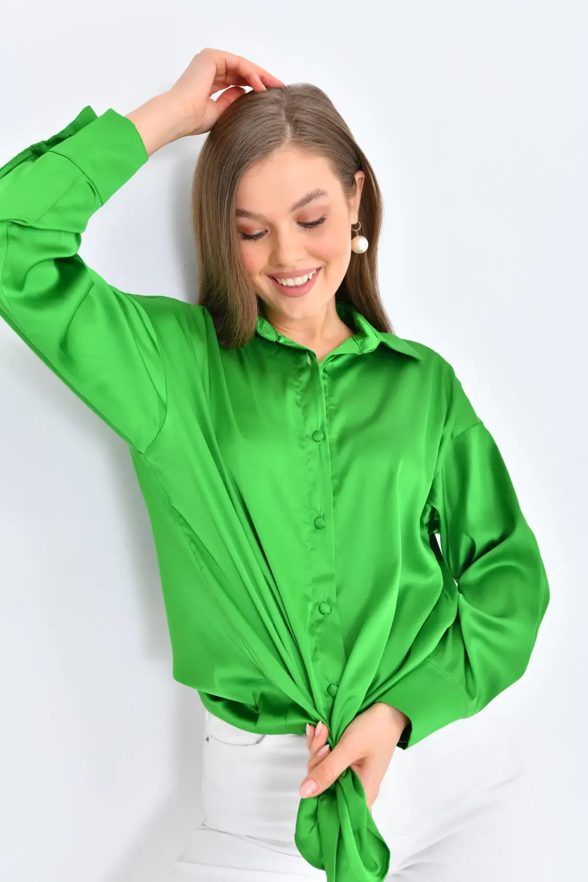 Kadın Hafif Dökümlü Saten Yüzeylioversize Basic Gömlek 21337