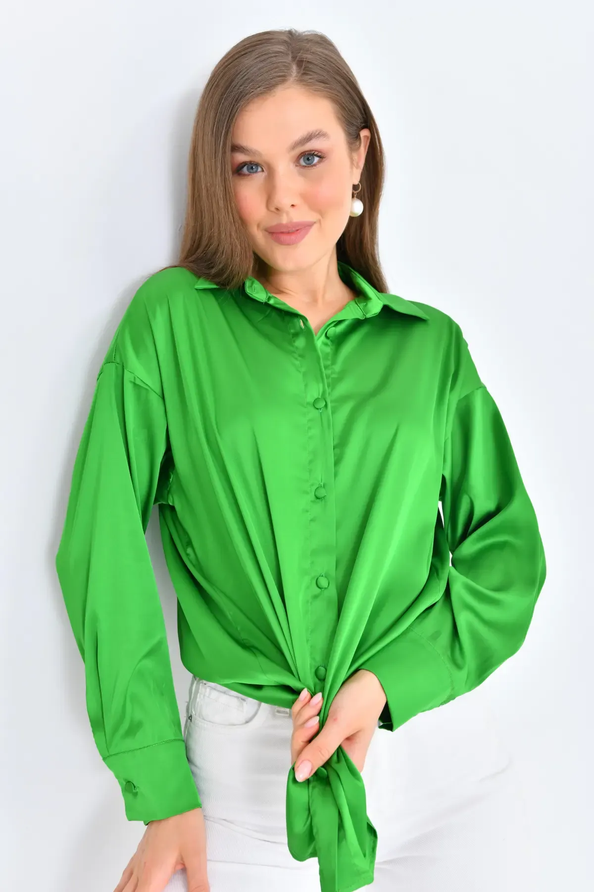 Kadın Hafif Dökümlü Saten Yüzeylioversize Basic Gömlek 21337
