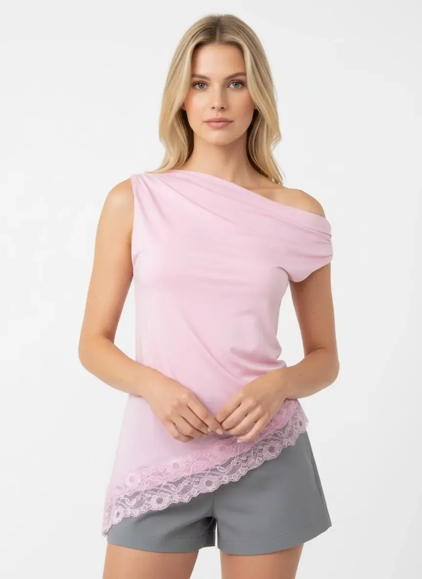 Kadın Kayık Yaka Asimetrik Kesim Dantel Detay Tasarım Slim Fit Modal Bluz 26001