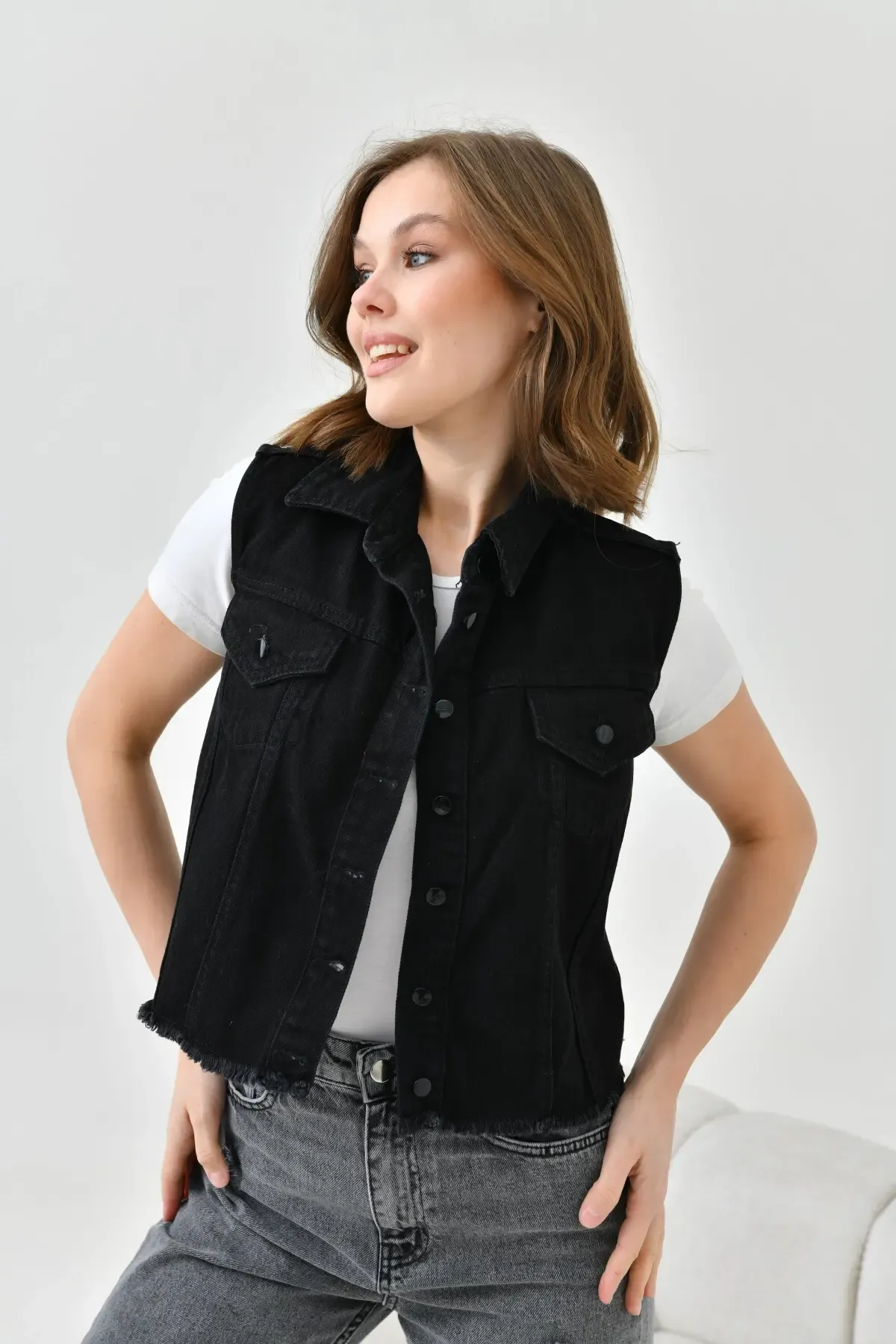 Kadın Siyah Düğme Detay Jean Yelek