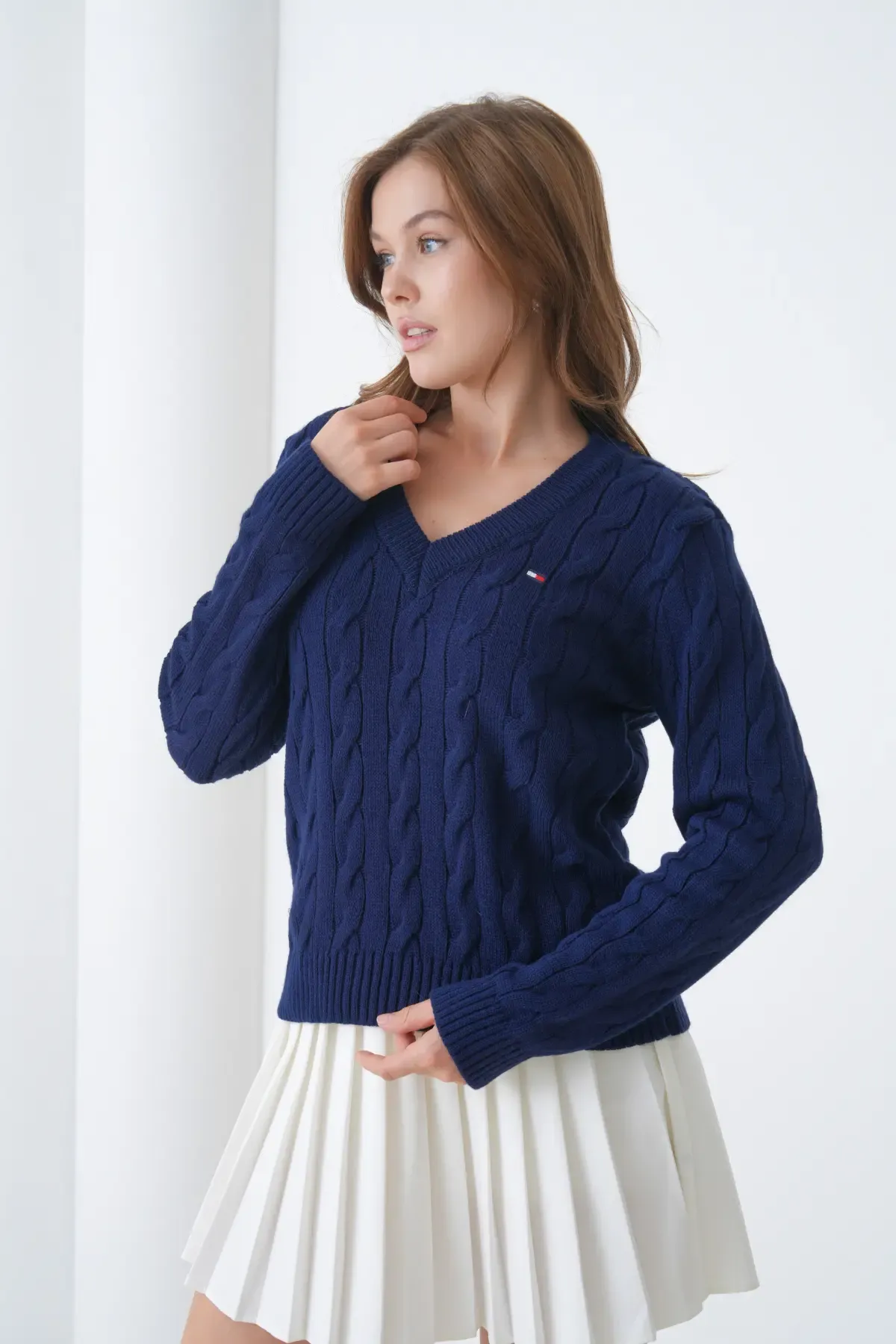 Kadın V Yaka Saç Örgü Triko Kazak 8683