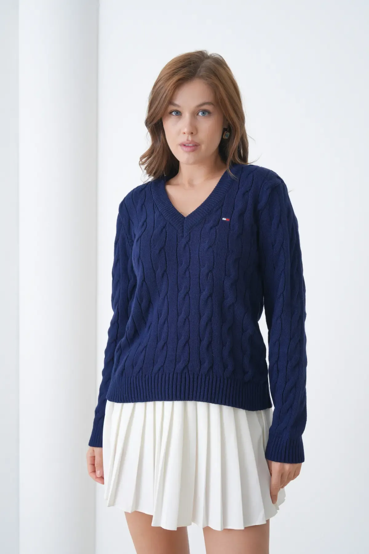 Kadın V Yaka Saç Örgü Triko Kazak 8683