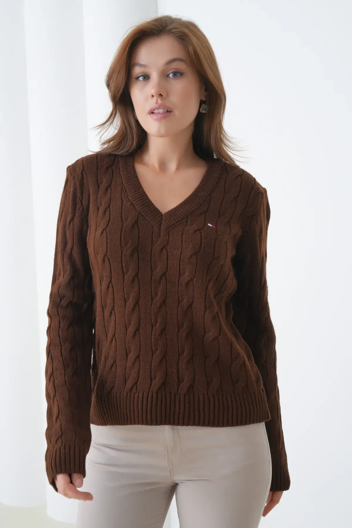 Kadın V Yaka Saç Örgü Triko Kazak 8683