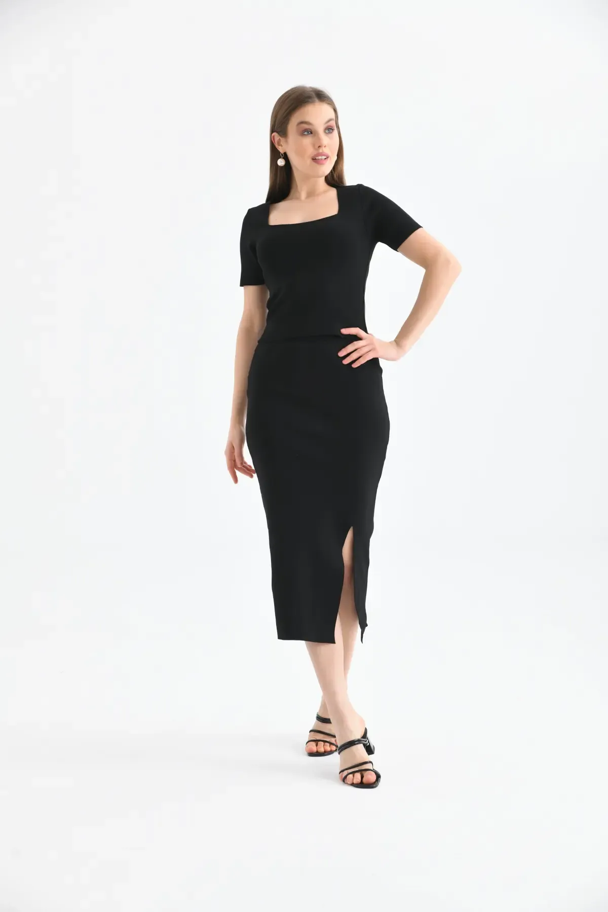 10080 Kadın Kare Yaka Crop Bluz Yırtmaçlı Uzun Etek Triko Alt Üst Takım