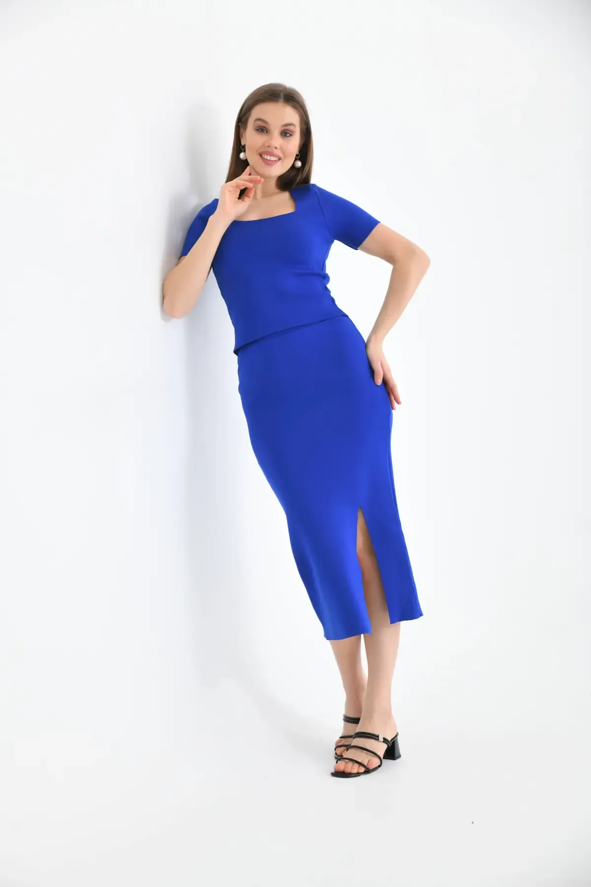 10080 Kadın Kare Yaka Crop Bluz Yırtmaçlı Uzun Etek Triko Alt Üst Takım