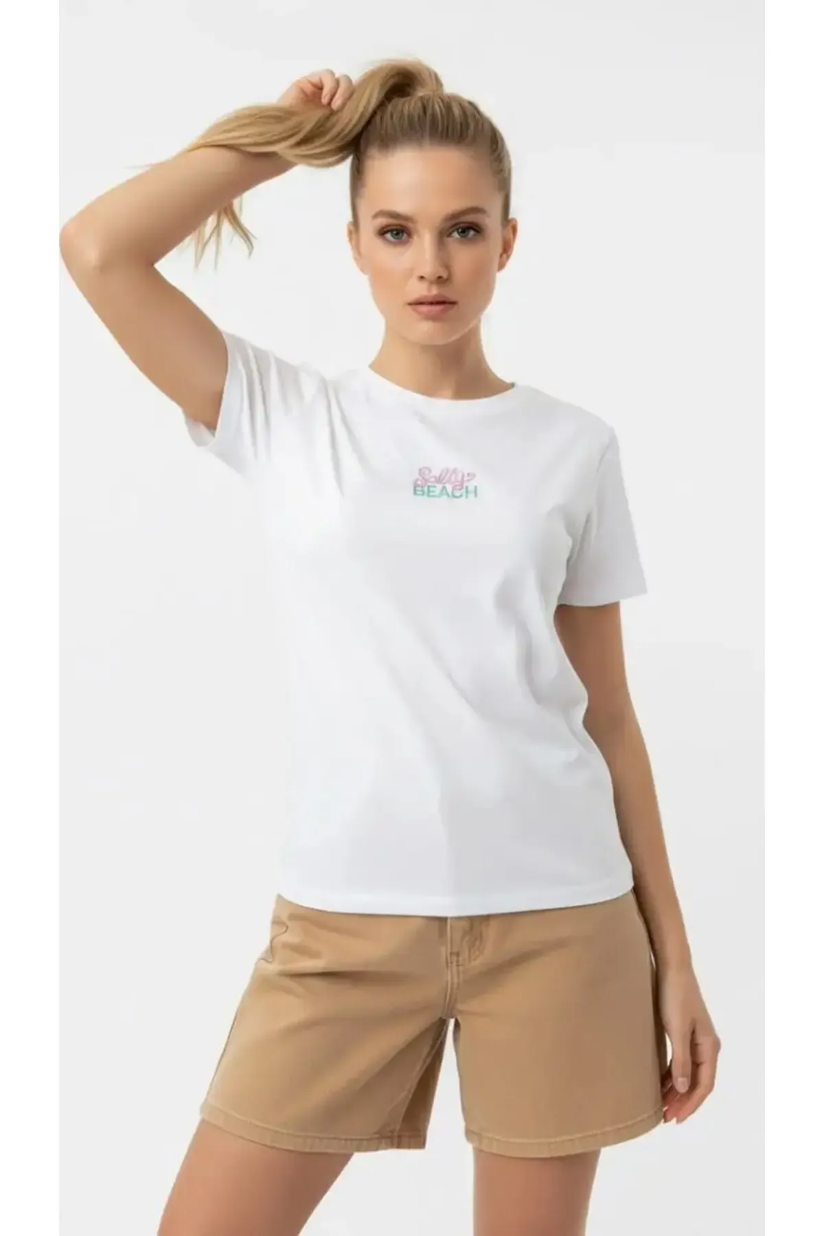 26015 %100 Pamuk Bisiklet Yaka Nakış İşlemeli Penye Bluz