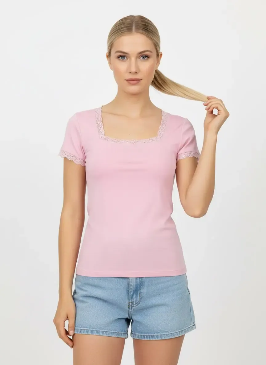 26016 Kadın Dantel Detaylı Kare Yaka Modal Örme Bluz