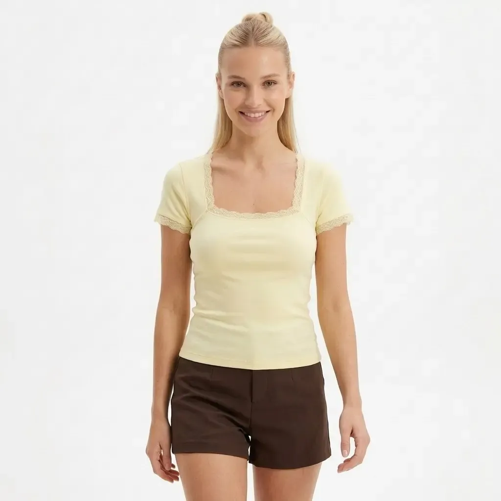 26016 Kadın Dantel Detaylı Kare Yaka Modal Örme Bluz