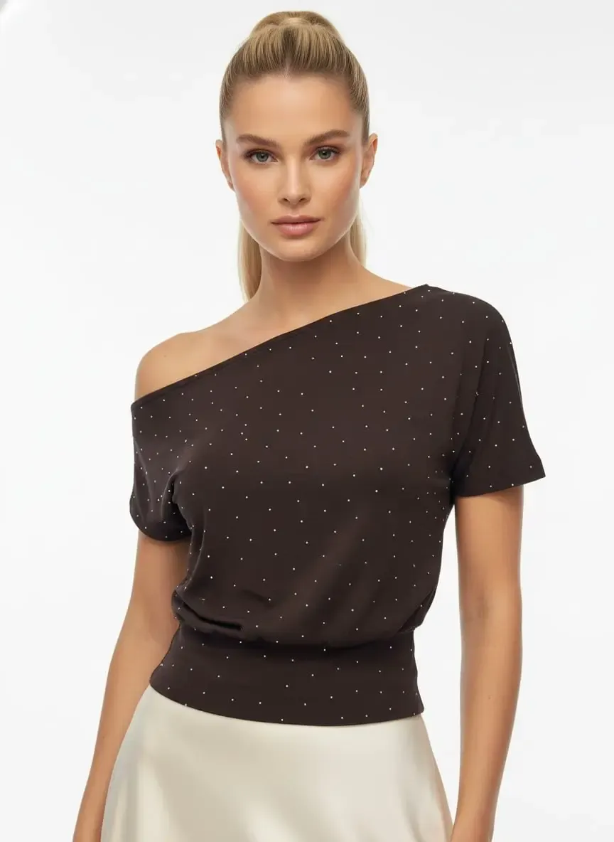 26034 Kadın Kayık Yaka Asimetrik Kol Taş Yapıştırma Modal Penye Bluz