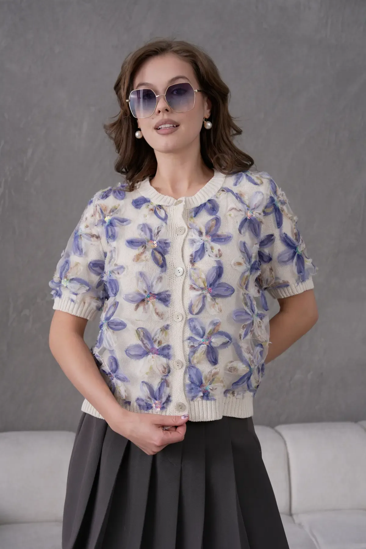 8513 Kadın %100 Pamuk Bisiklet Yaka Düğmeli Dantel Detaylı Triko Hırka