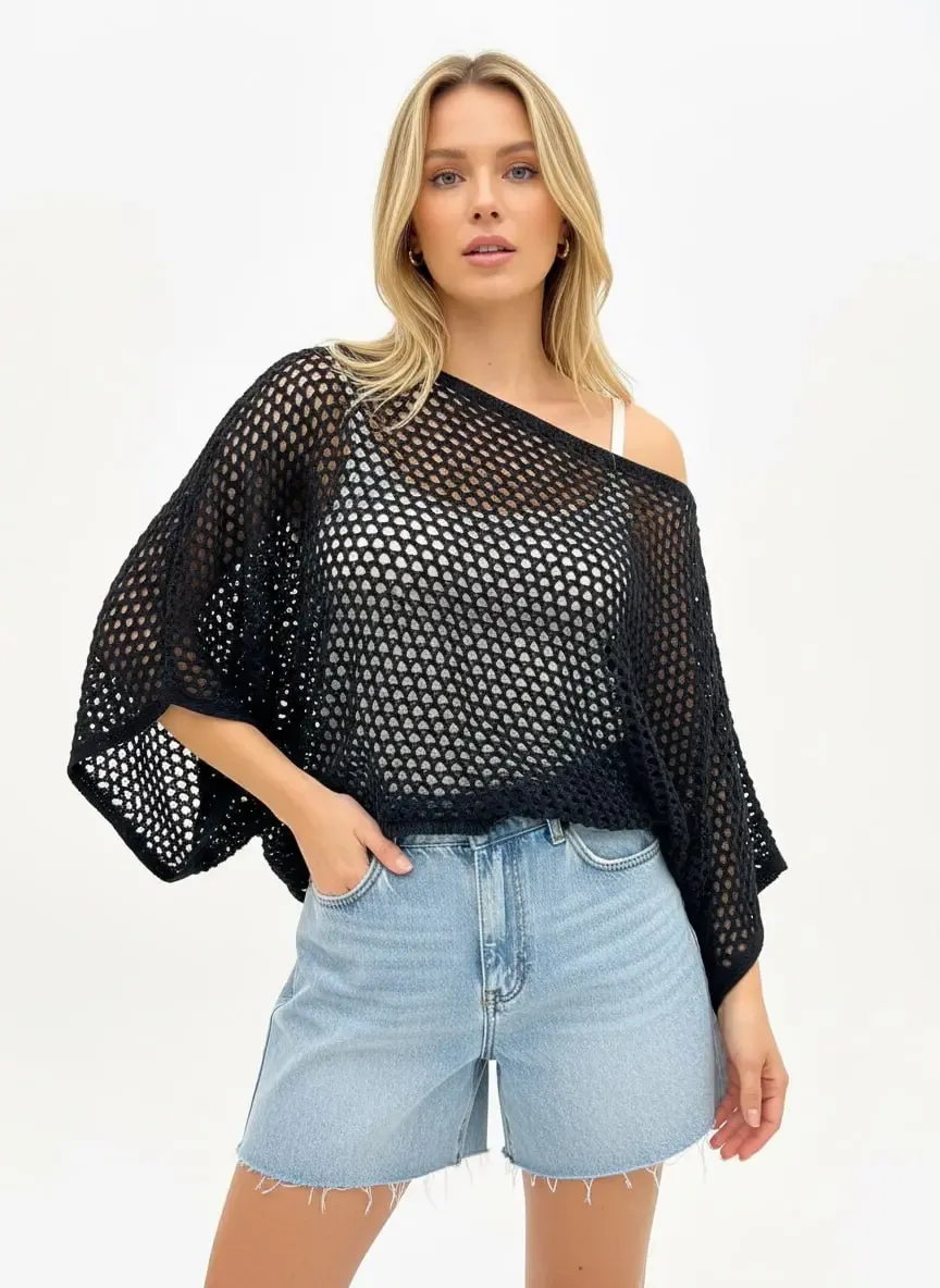 Kadın Delikli Oversize Kayık Yaka Triko Bluz 8722