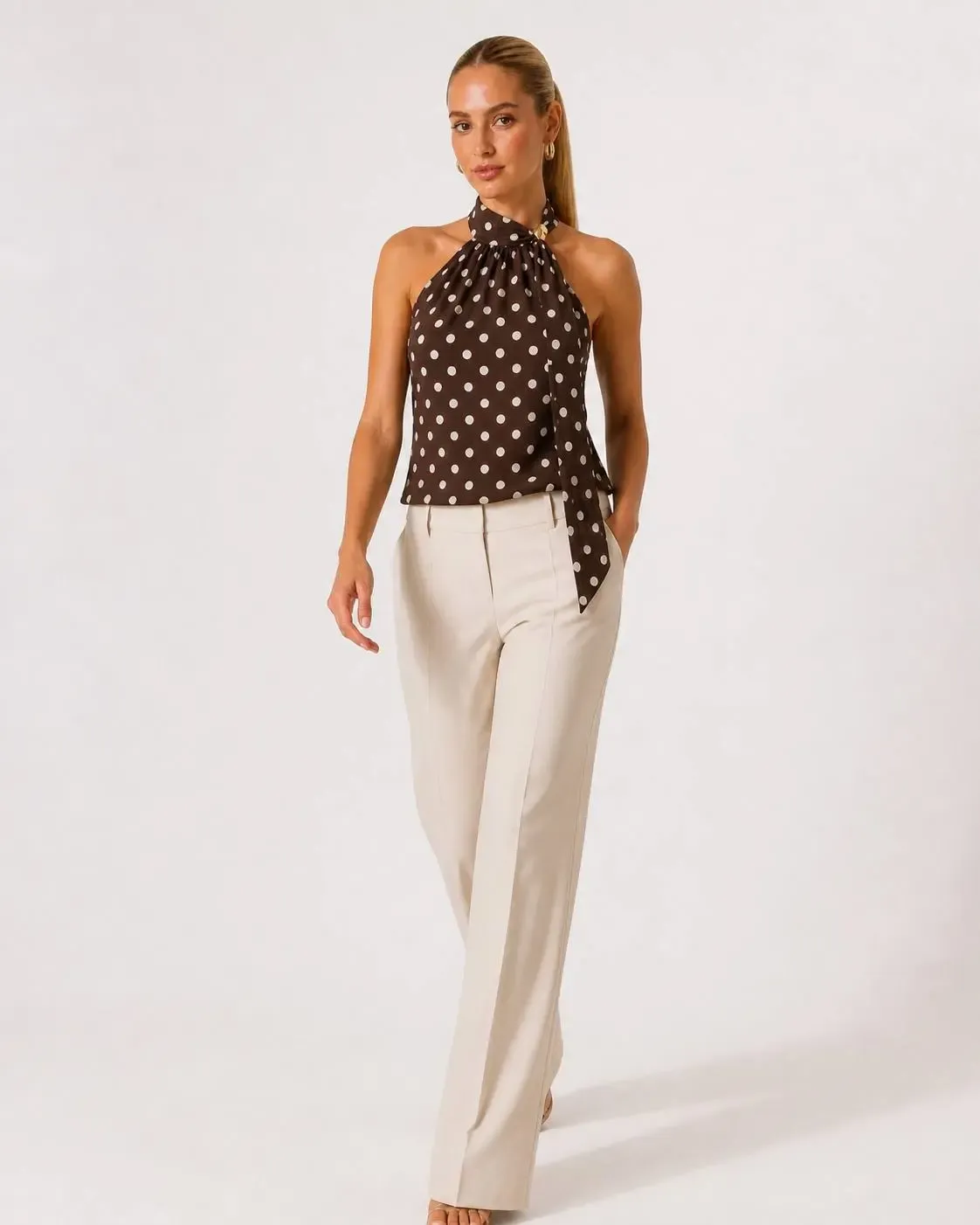 Kadın Fular Detay Puantiyeli Kolsuz Slimfit Örme Bluz 26054
