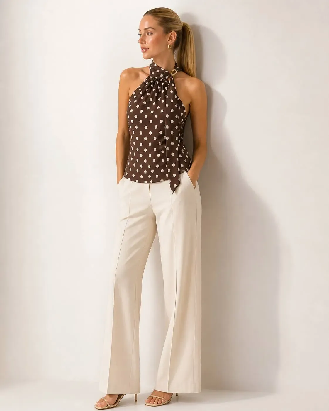 Kadın Fular Detay Puantiyeli Kolsuz Slimfit Örme Bluz 26054