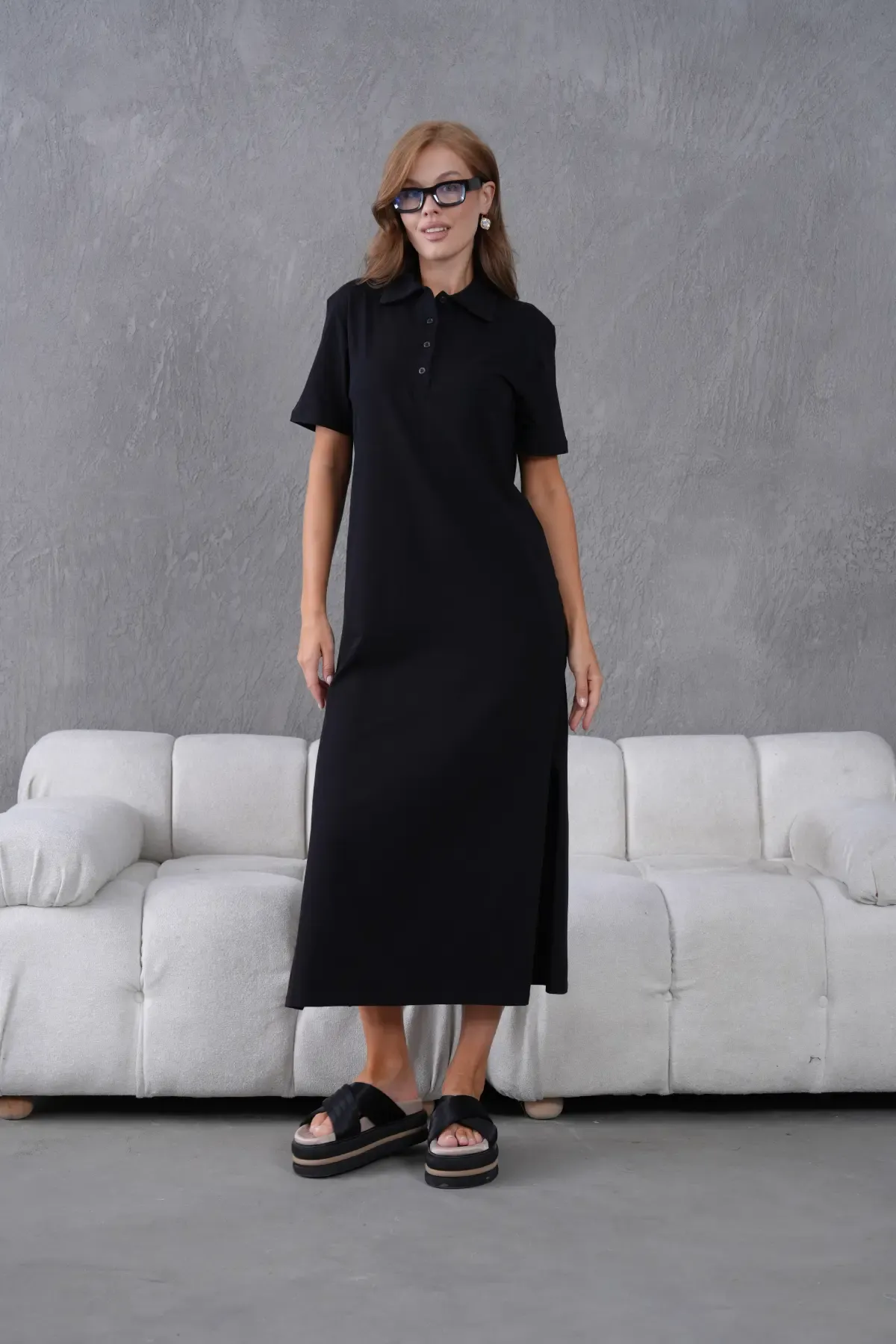 Polo Yaka Kısa Kol Yırtmaçlı Salaş Penye Elbise