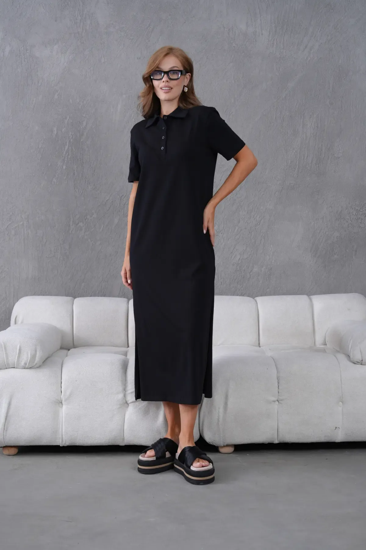 Polo Yaka Kısa Kol Yırtmaçlı Salaş Penye Elbise