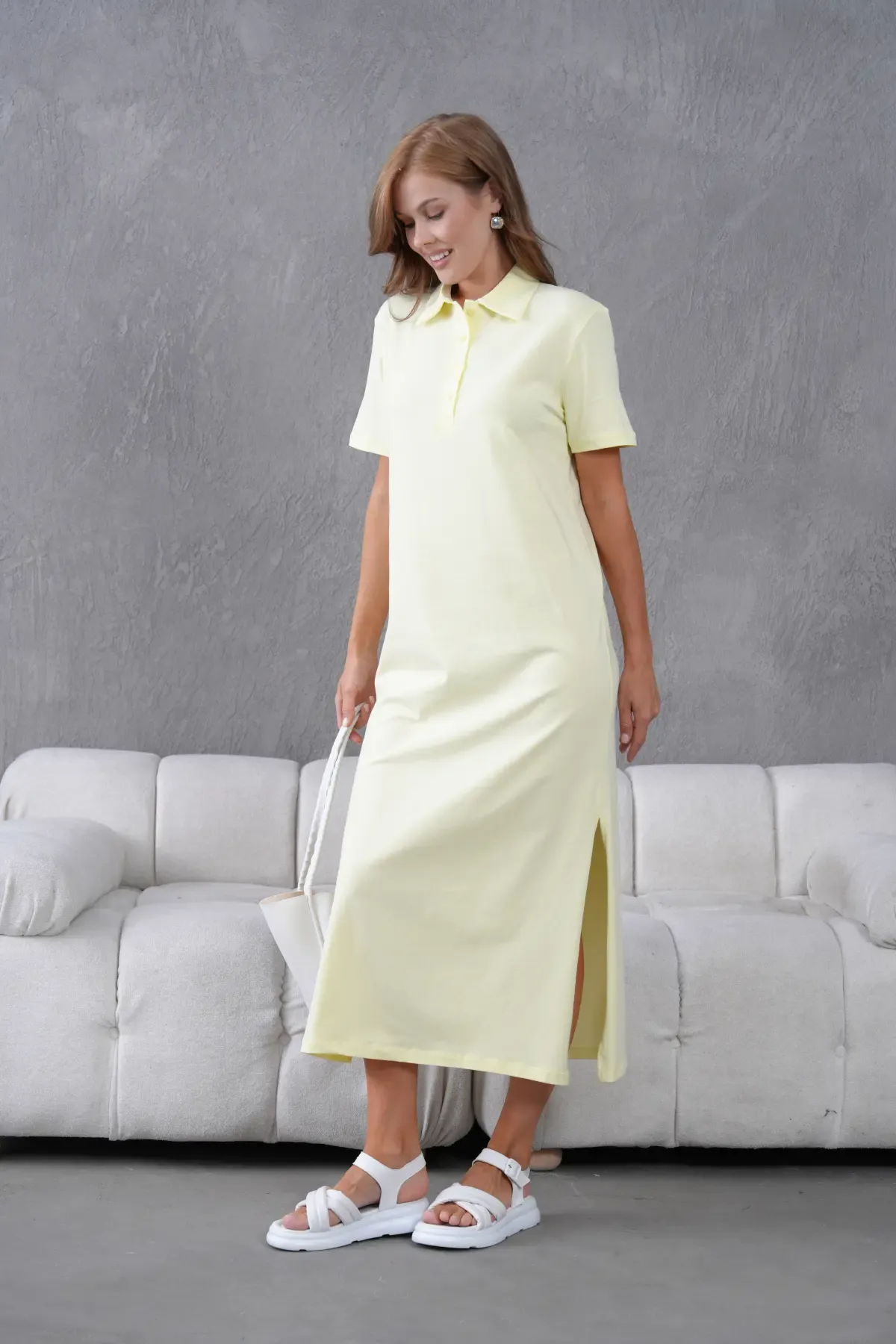 Polo Yaka Kısa Kol Yırtmaçlı Salaş Penye Elbise