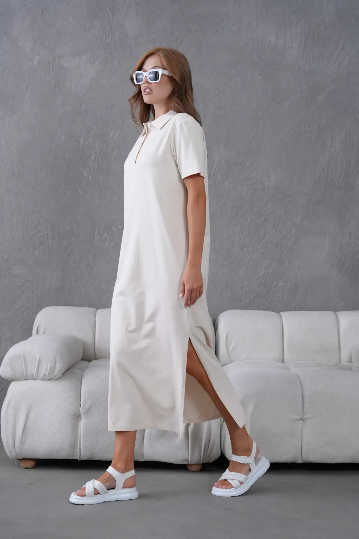 Polo Yaka Kısa Kol Yırtmaçlı Salaş Penye Elbise