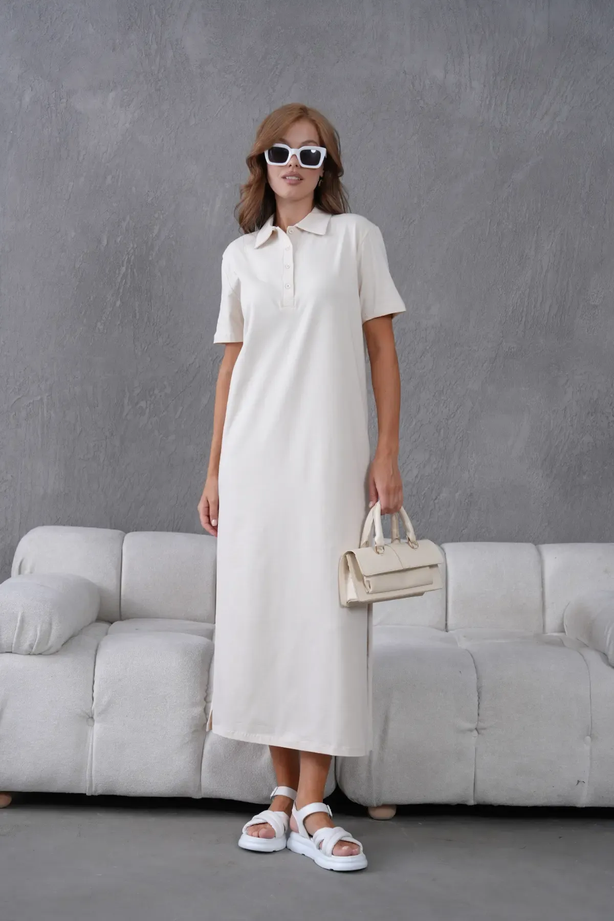 Polo Yaka Kısa Kol Yırtmaçlı Salaş Penye Elbise